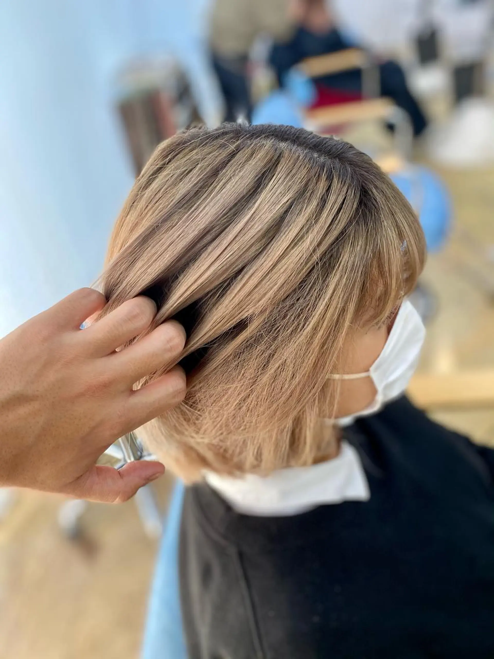 ミディアム カラー ベージュカラー ミルクティーベージュ 松井 敬太郎のヘアスタイル