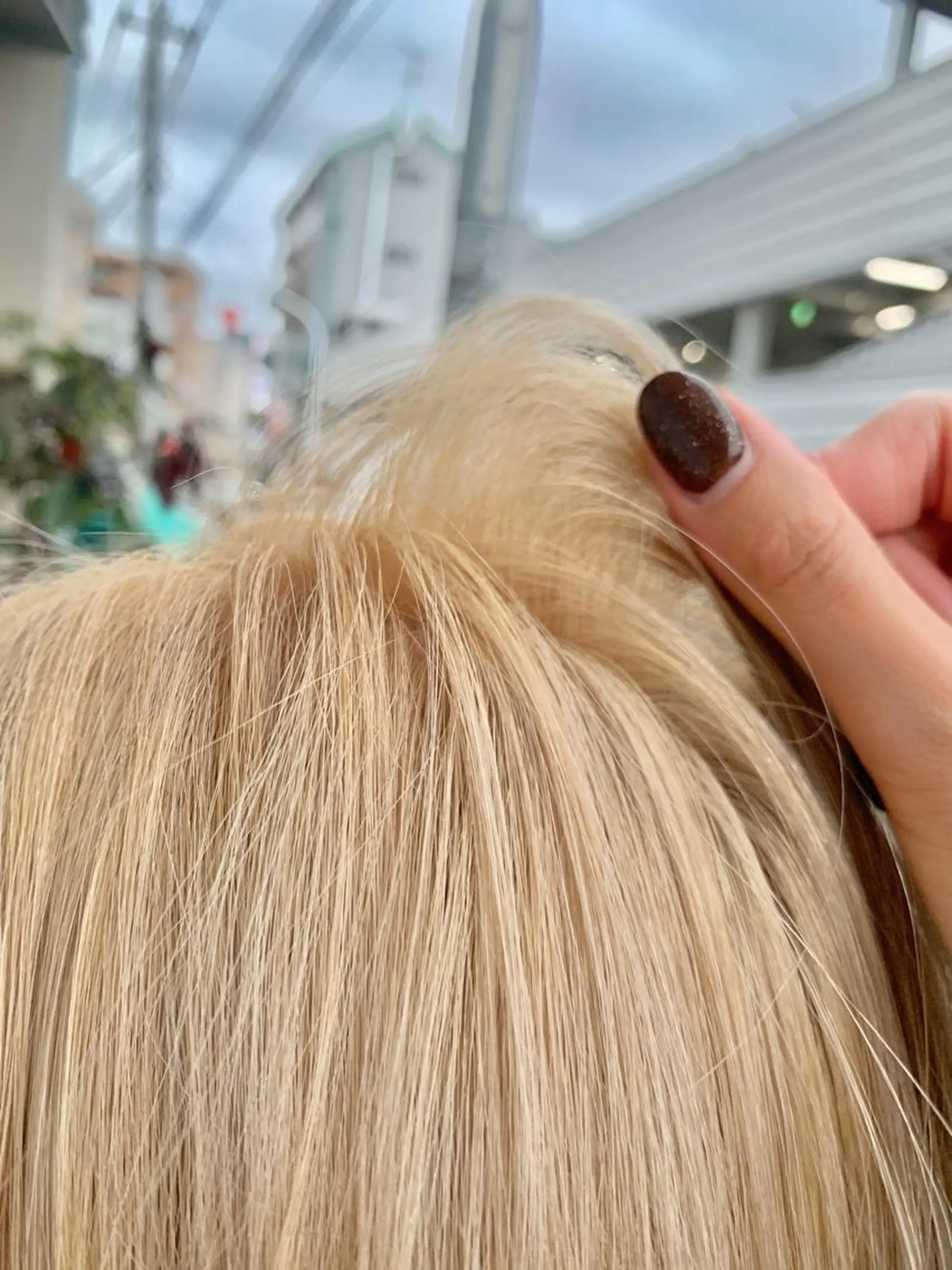 カラー ブロンド ヘアカラー RIO .のヘアスタイル