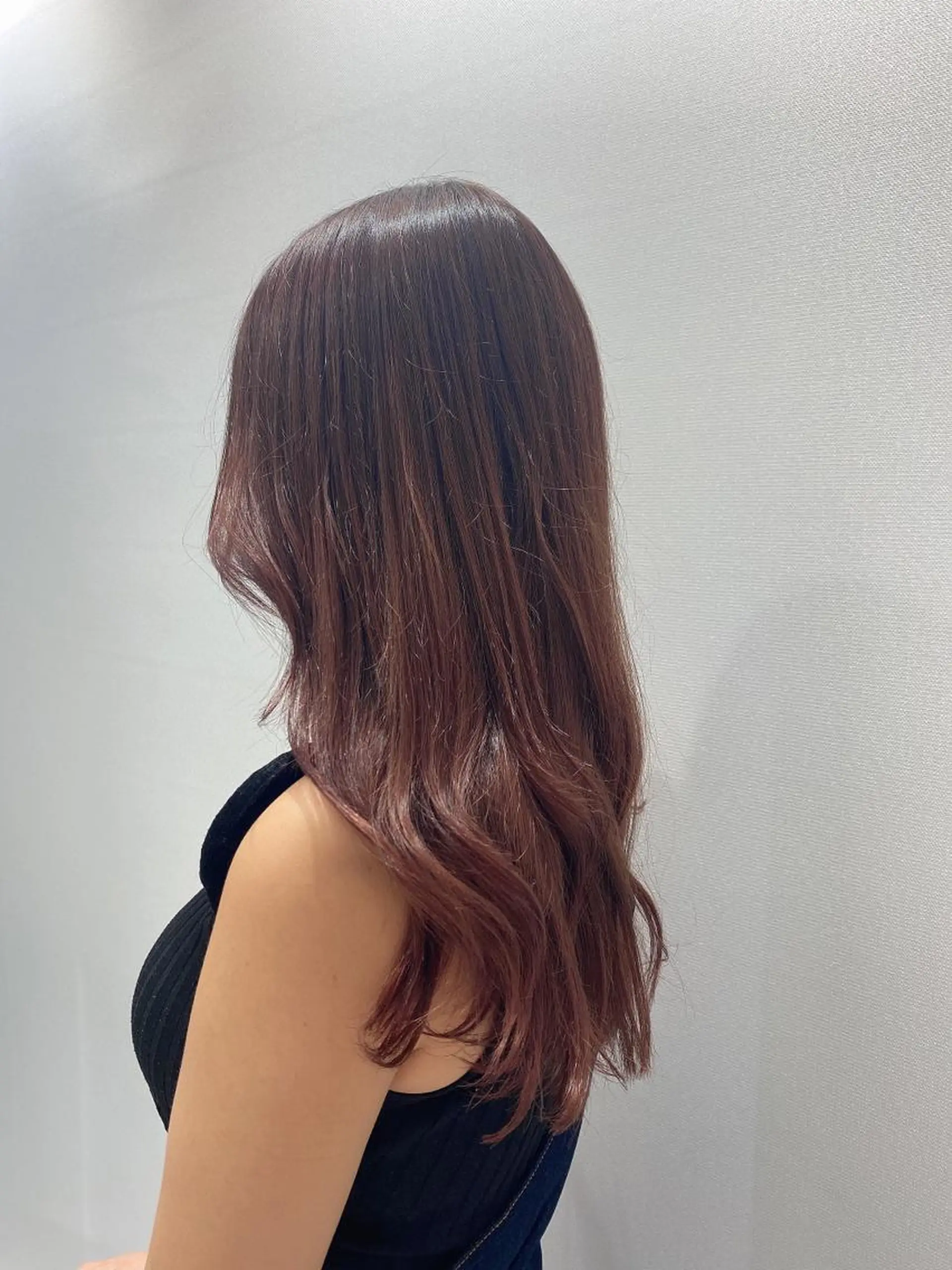 セミロング カマチョ タイスのヘアスタイル