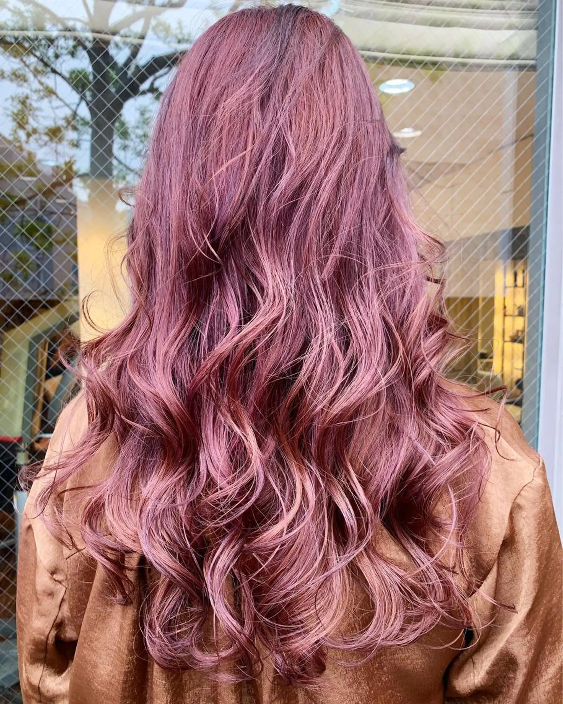 セミロング カラー ボルドーカラー 髪質改善サロン 心斎橋ARCHEのヘアスタイル