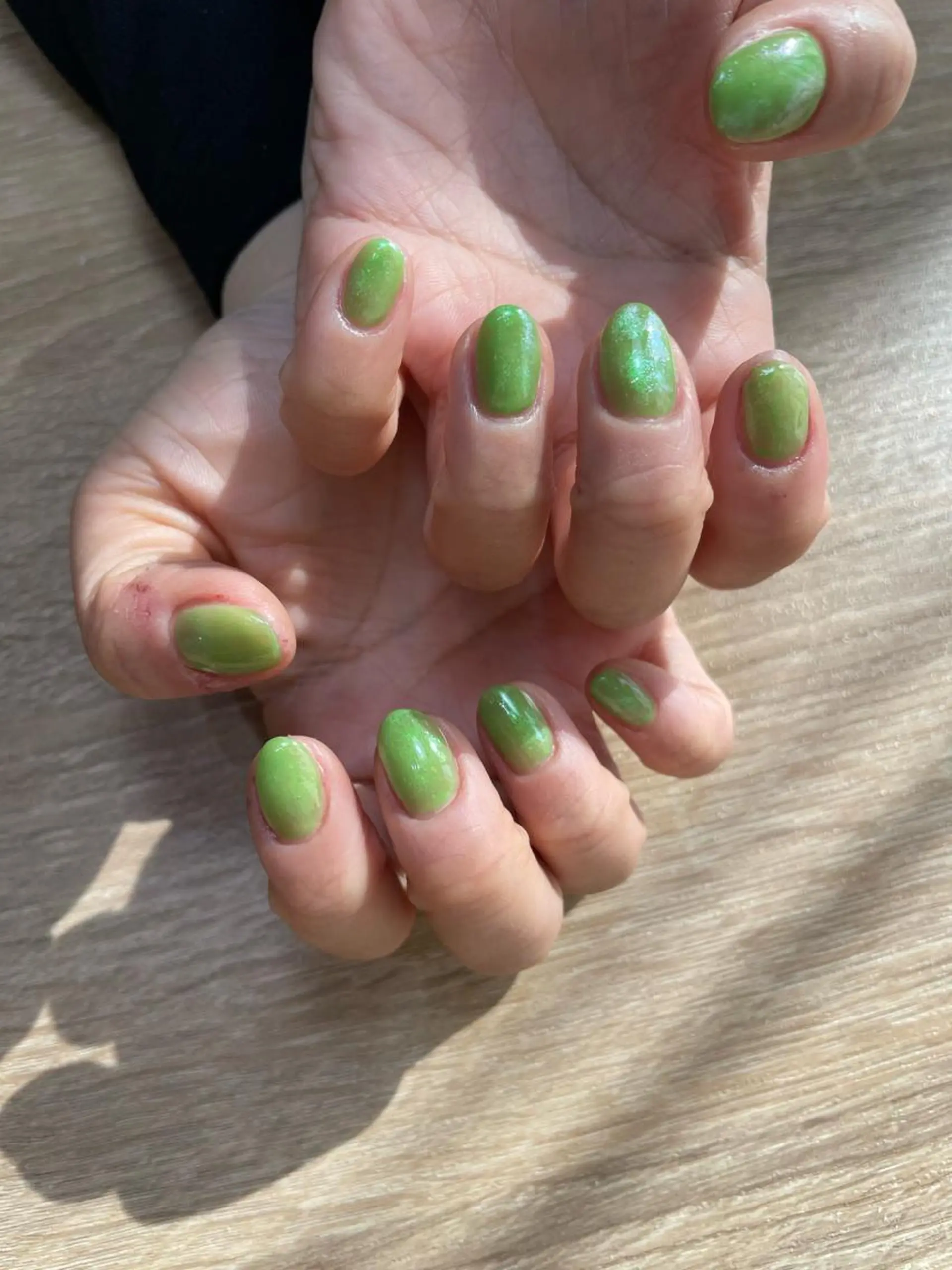 ネイル ハンドネイル ハンドケア 岩山 直子のネイルデザイン