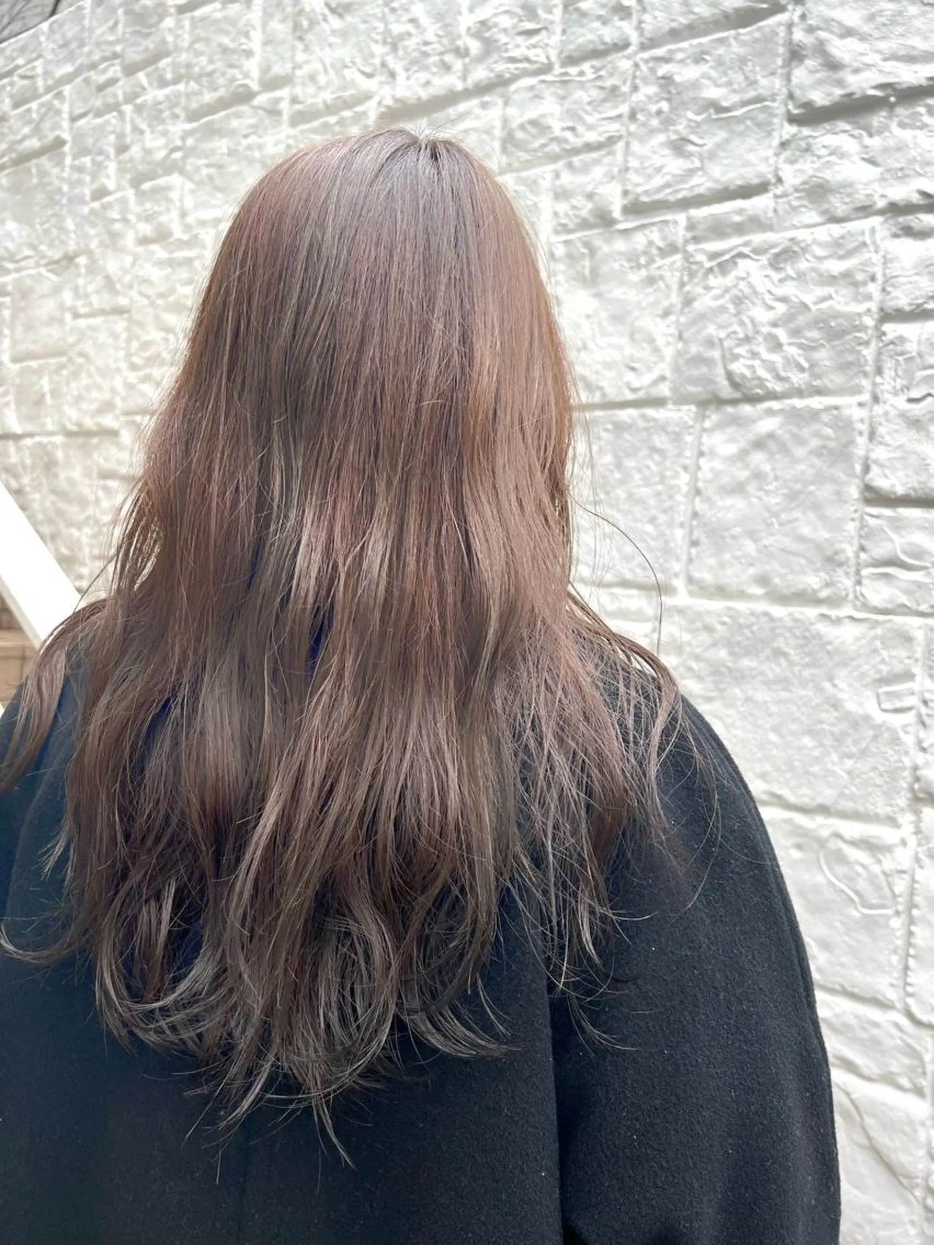 ロング カラー グレージュ ミルクティーグレージュ ヘアカラー トリートメント ヘッドスパ ヘアセット 川添 桃花のヘアスタイル