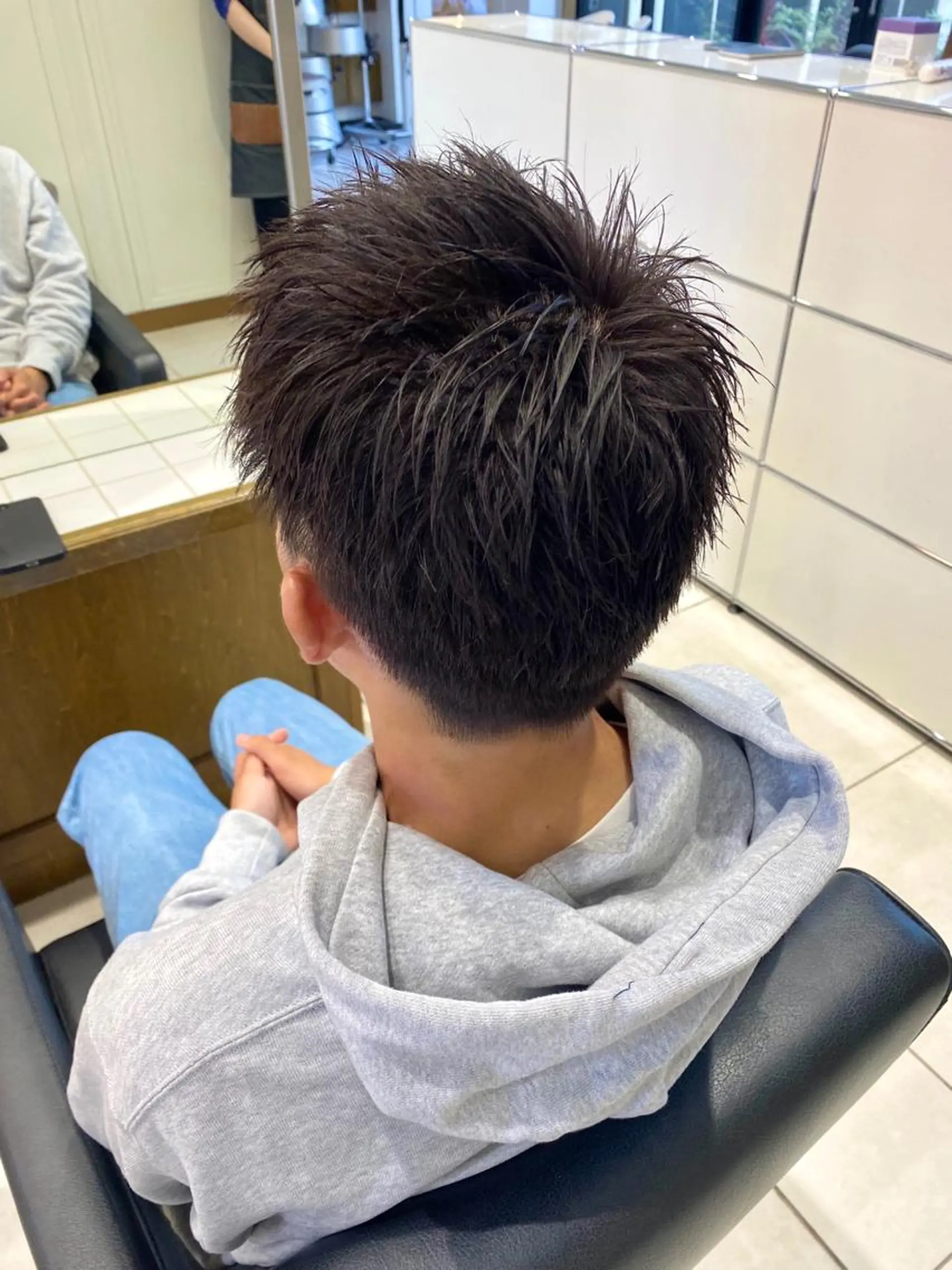 ショート カラー ヘアアレンジ メンズ メンズブリーチ アッシュ ブリーチ ボルドーカラー ブリーチなしカラー カット Reginavita栄店 【レジナヴィータ】所属・鈴木 二依奈のヘアスタイル
