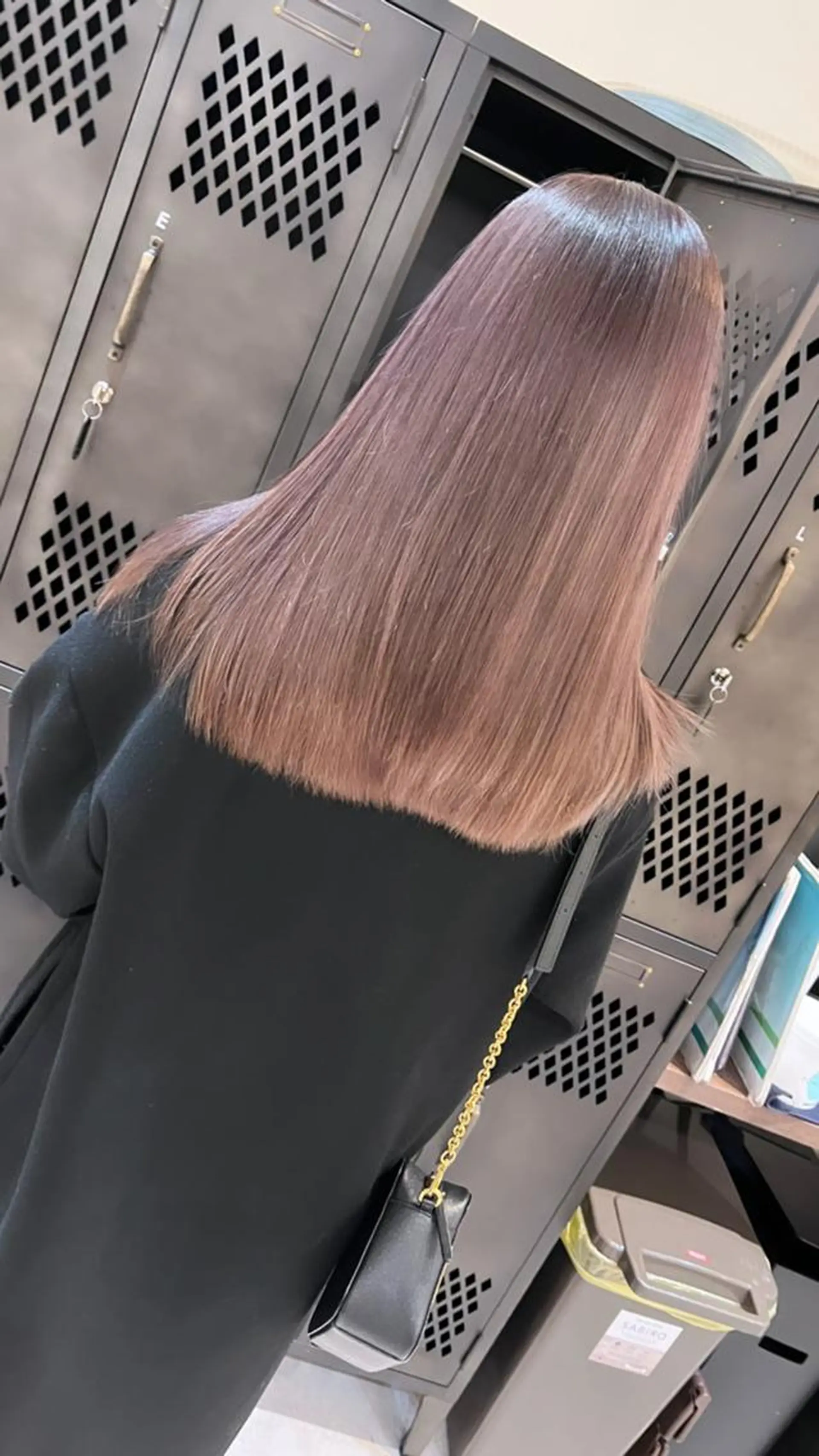 セミロング カラー ヘアアレンジ 成人式 アディクシーカラー アッシュ バレイヤージュ ミストバング N° +aero 横浜のヘアスタイル