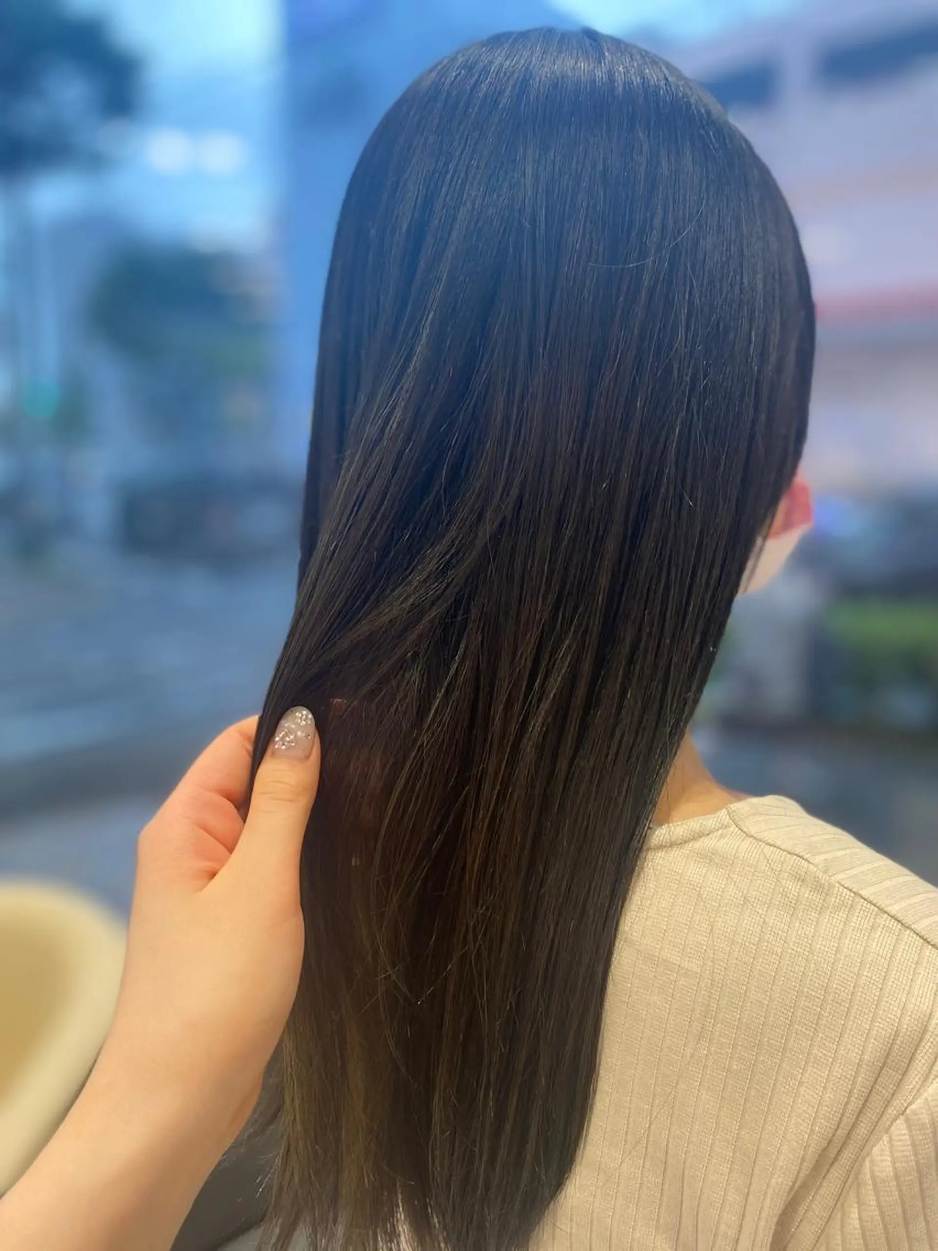ロング ‎‪🩰 艶髪ト レンド しおり🔅のヘアスタイル
