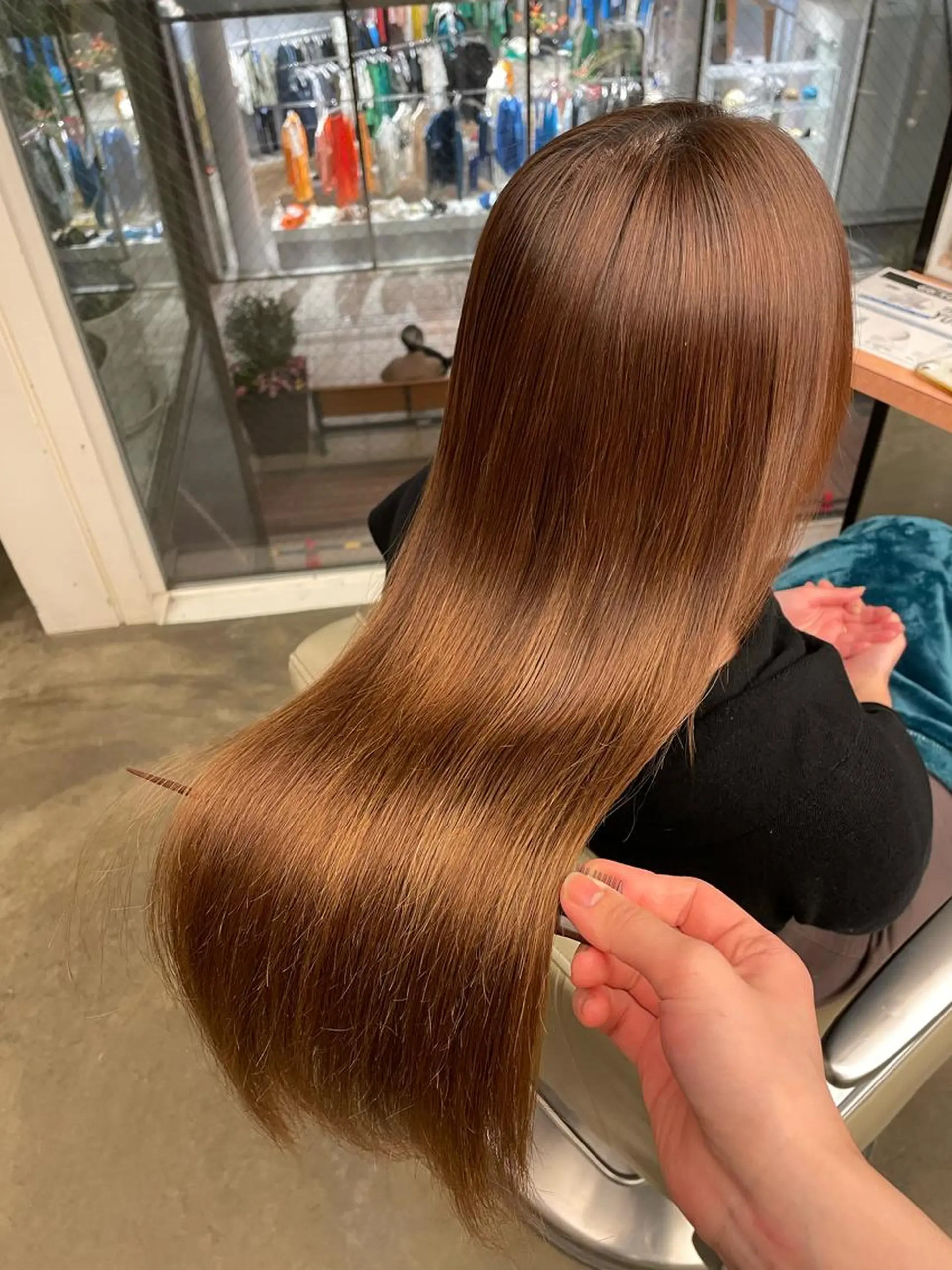 ロング パーマ カット 縮毛矯正 トリートメント ヘアセット 🍑まき/カット /髪質改善カラー🍑のヘアスタイル