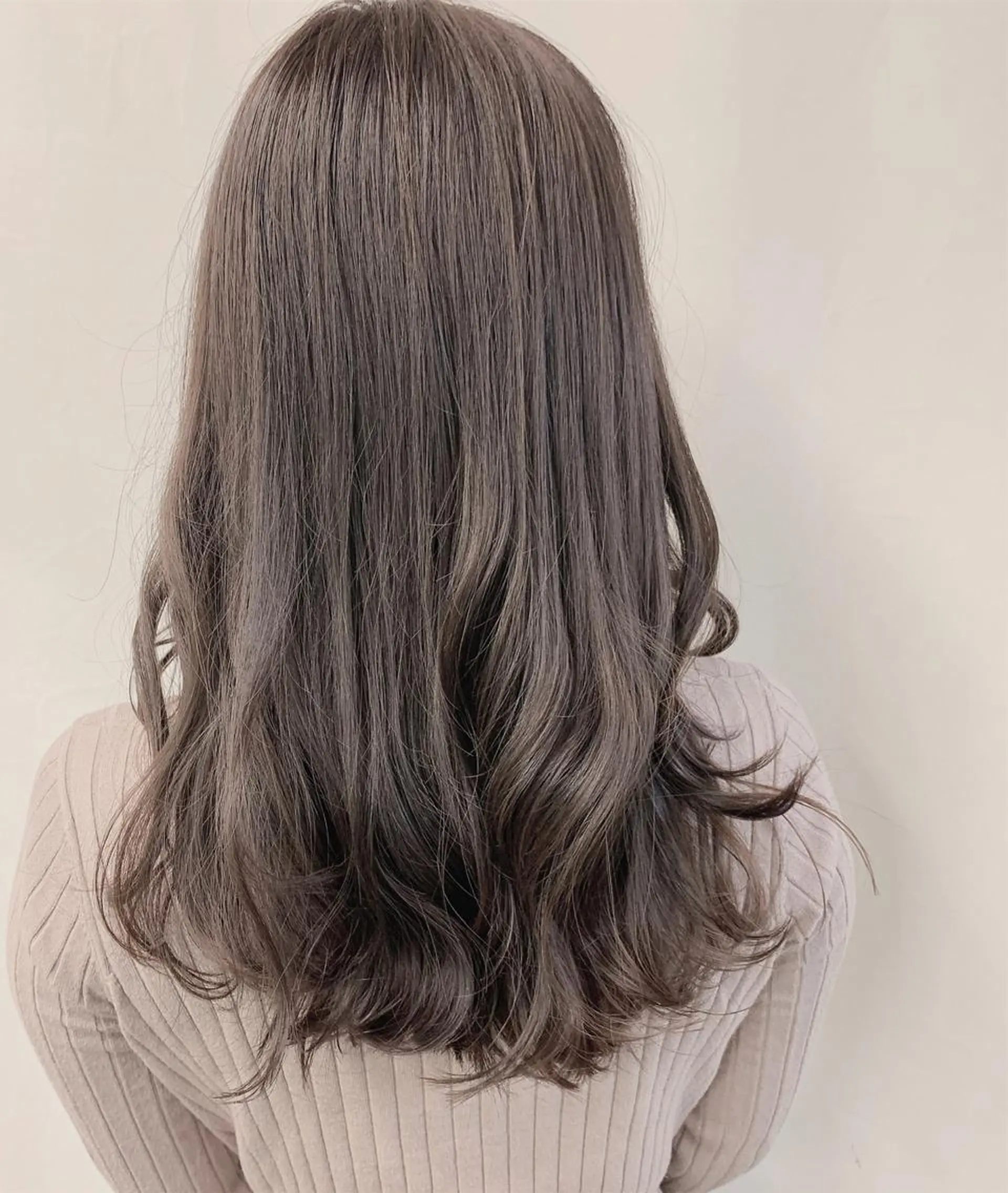 セミロング salowin 原宿店所属・髪質改善ULTOWA 縮毛矯正モリムラのヘアスタイル