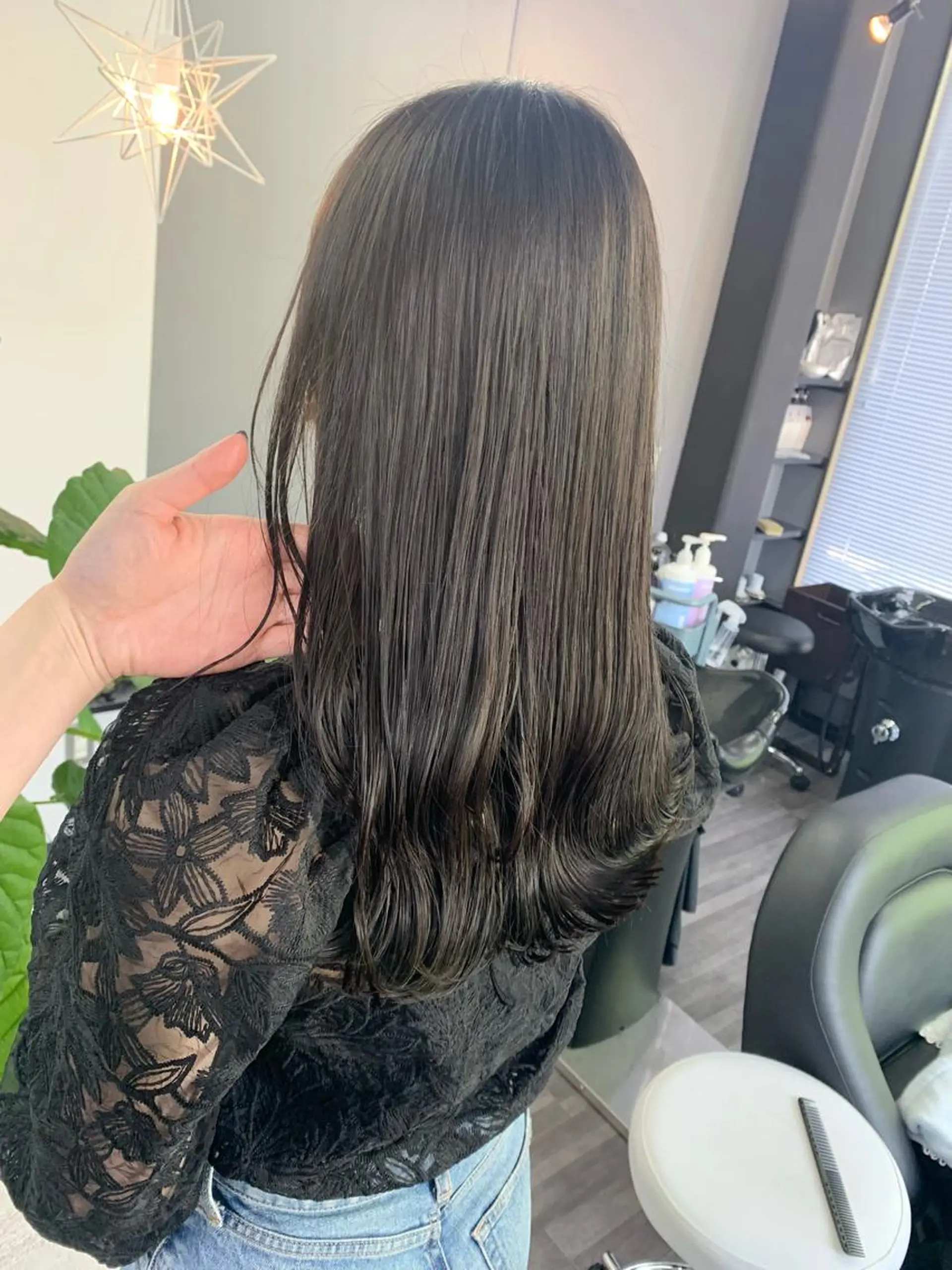 ロング カラー カット ヘアカラー トリートメント 坂井 水菜美のヘアスタイル