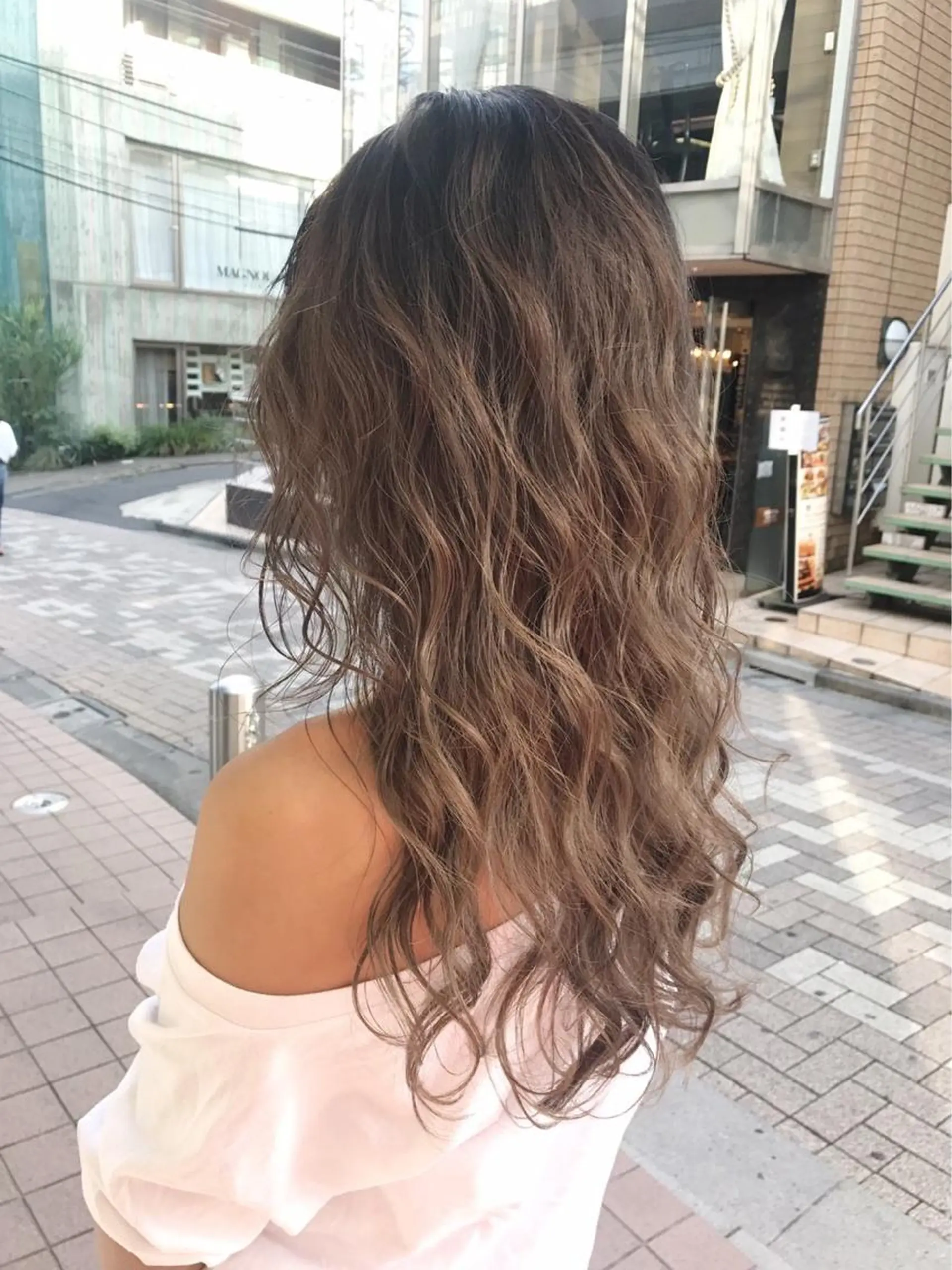 ロング カラー 渋谷ブリーチカラー 韓国ヘアyuikoのヘアスタイル