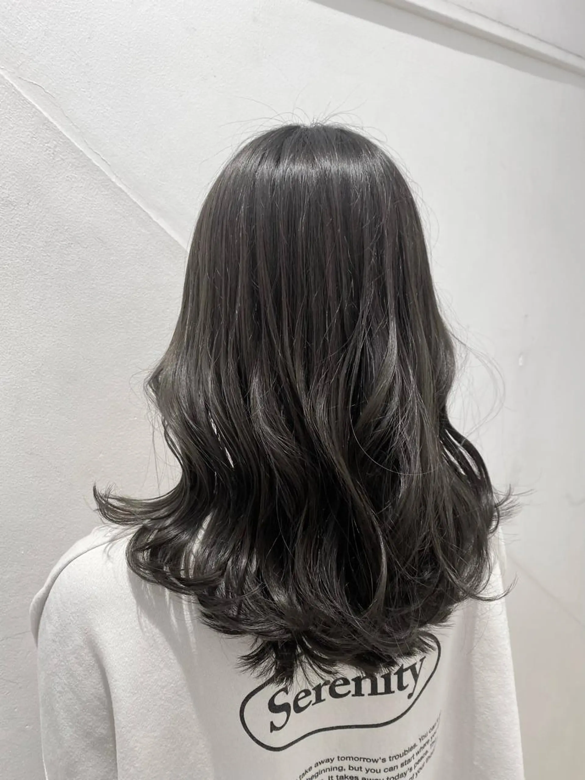 セミロング カラー ✨くびれスタイル✨️ 戸嶋穂乃香のヘアスタイル