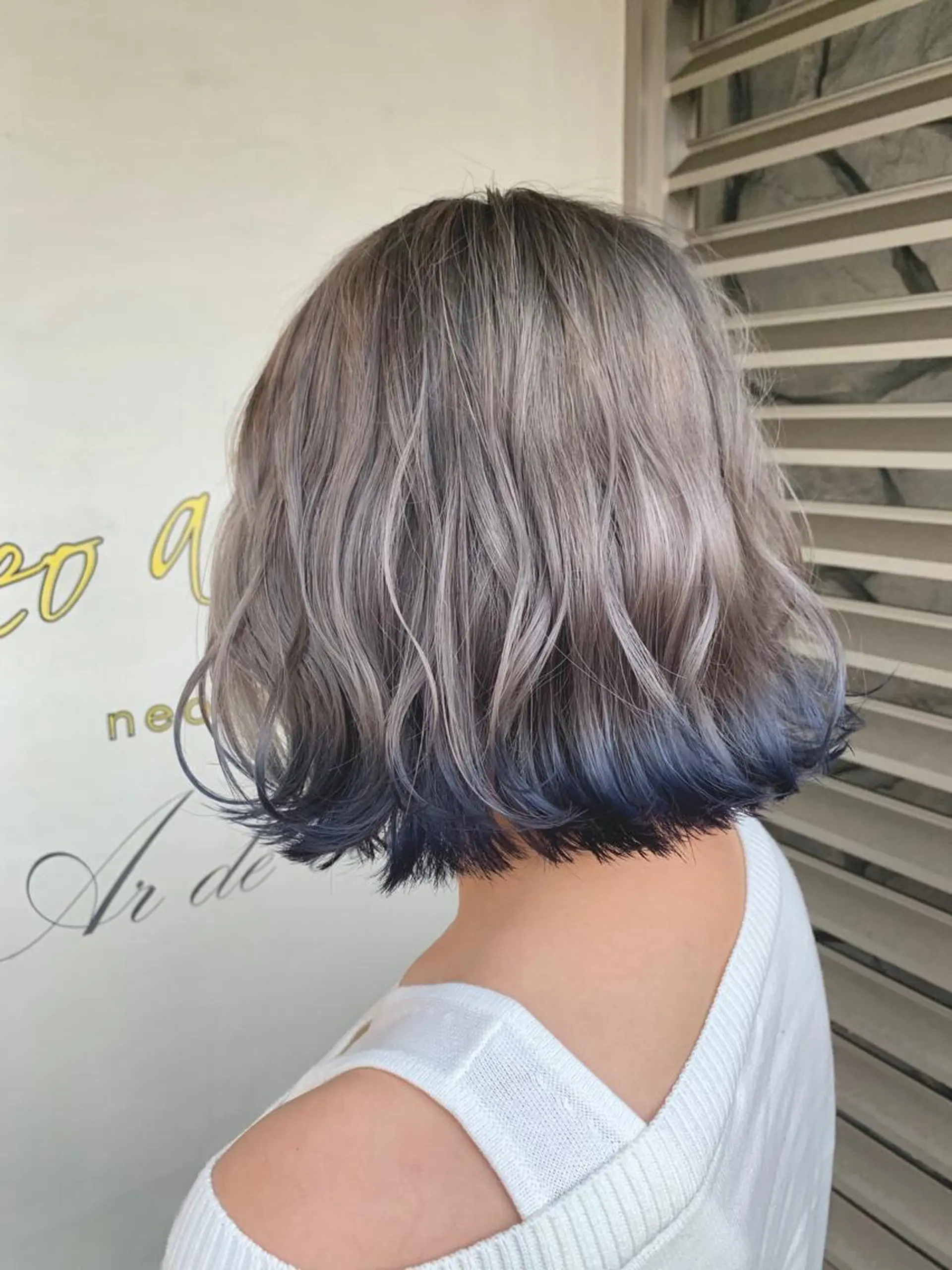 ショート ROBBY HIMERIのヘアスタイル