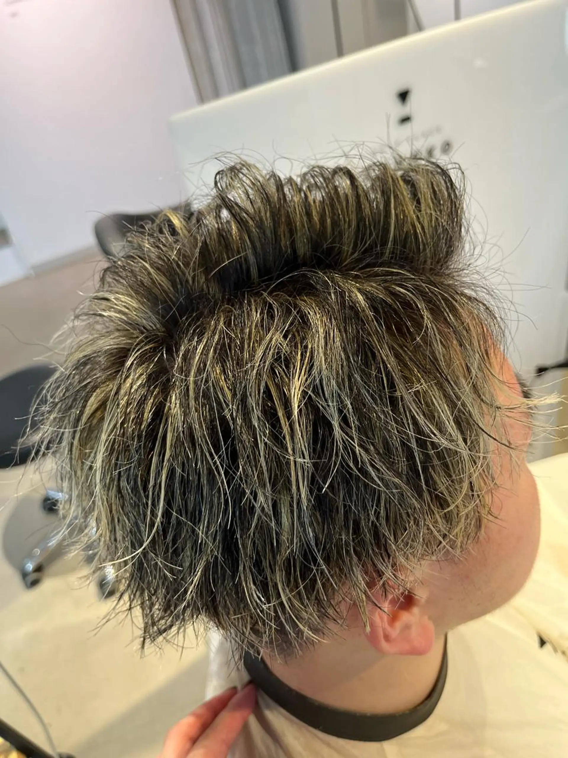 ショート カラー メンズ メンズメッシュ メッシュ APREKO RIKUのヘアスタイル