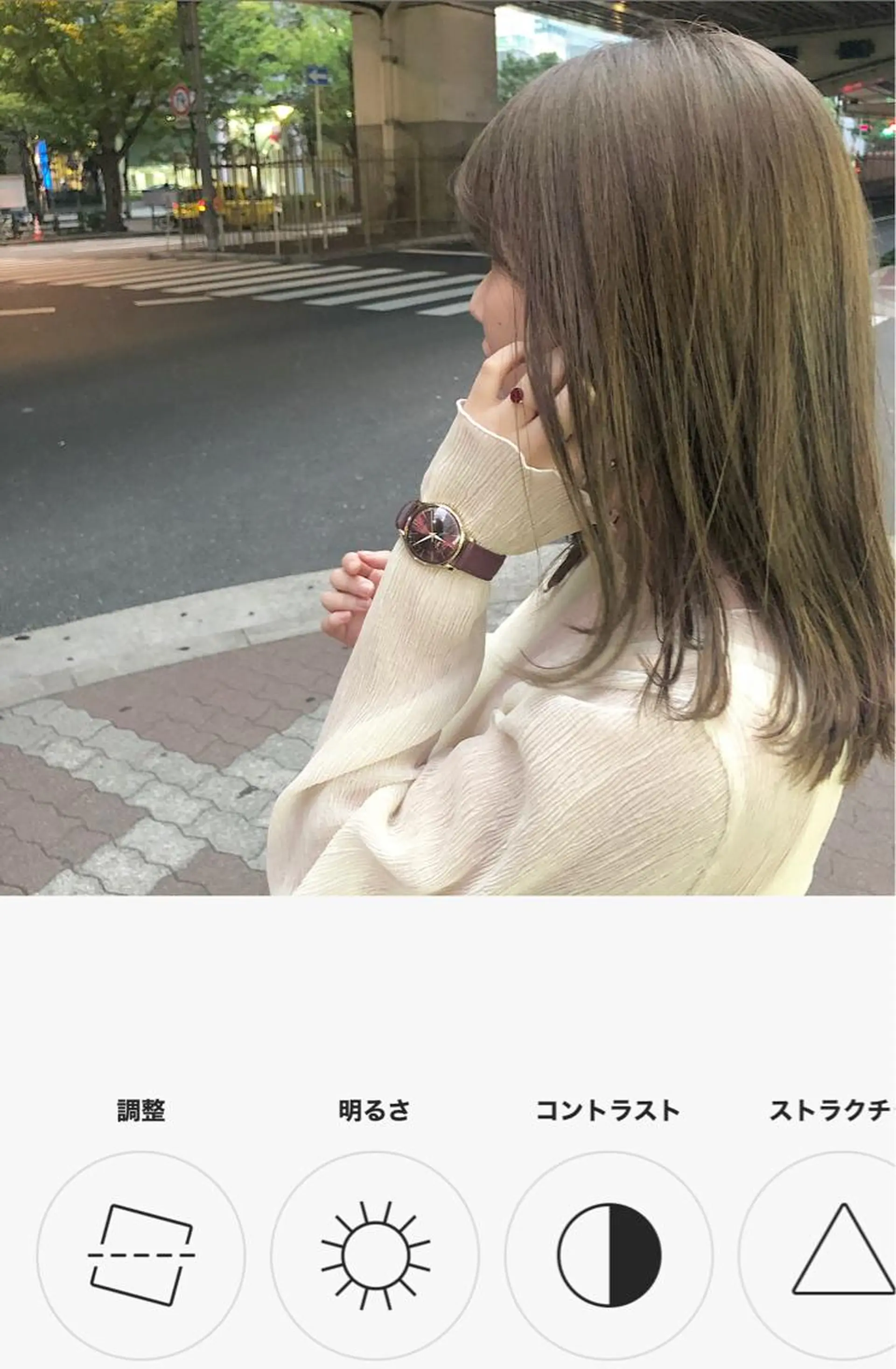 ミディアム カラー ぱつっとボブ 古家 佑真のヘアスタイル