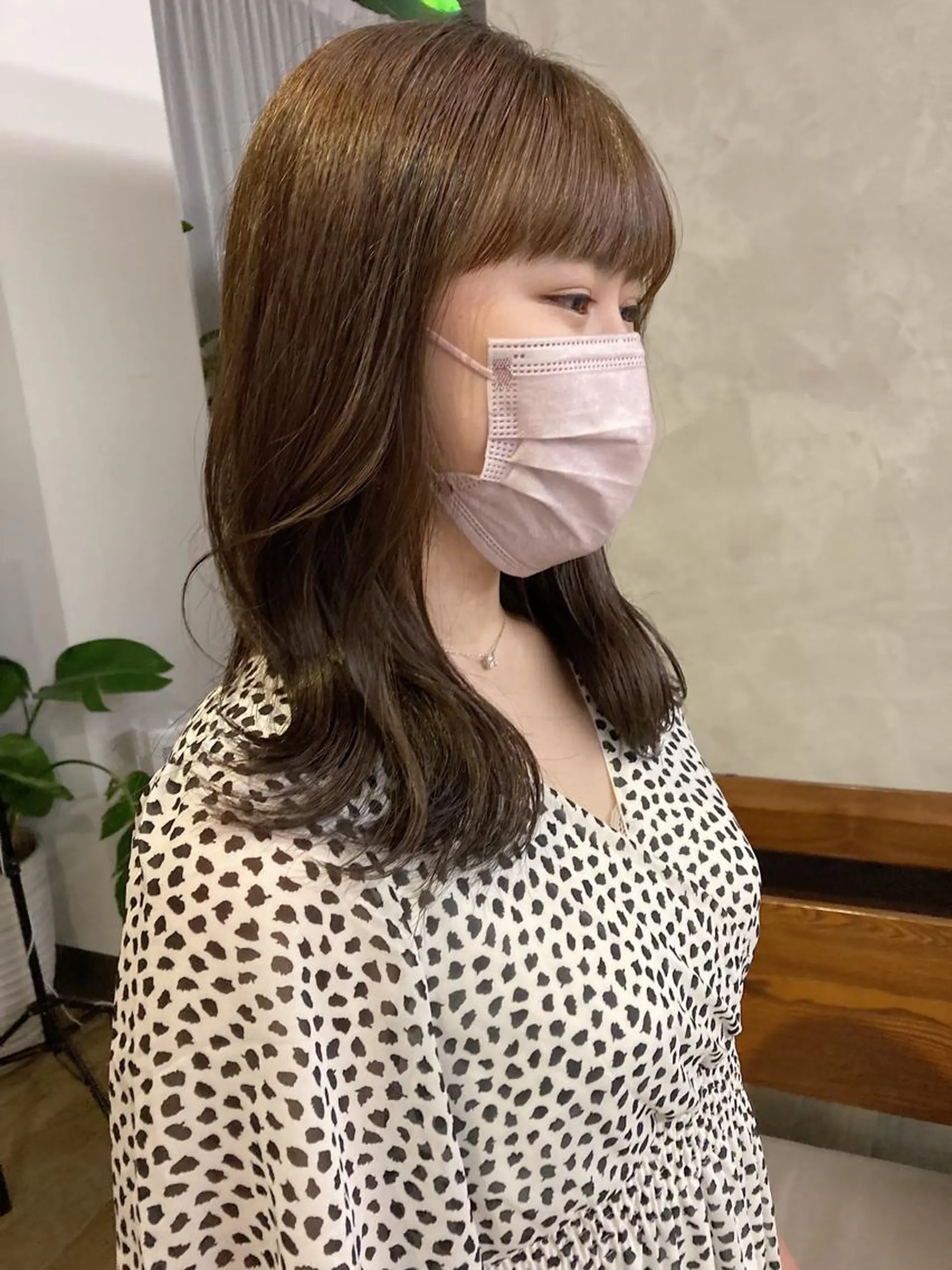 ミディアム カラー カット トリートメント brisa所属・迎 凪紗のヘアスタイル