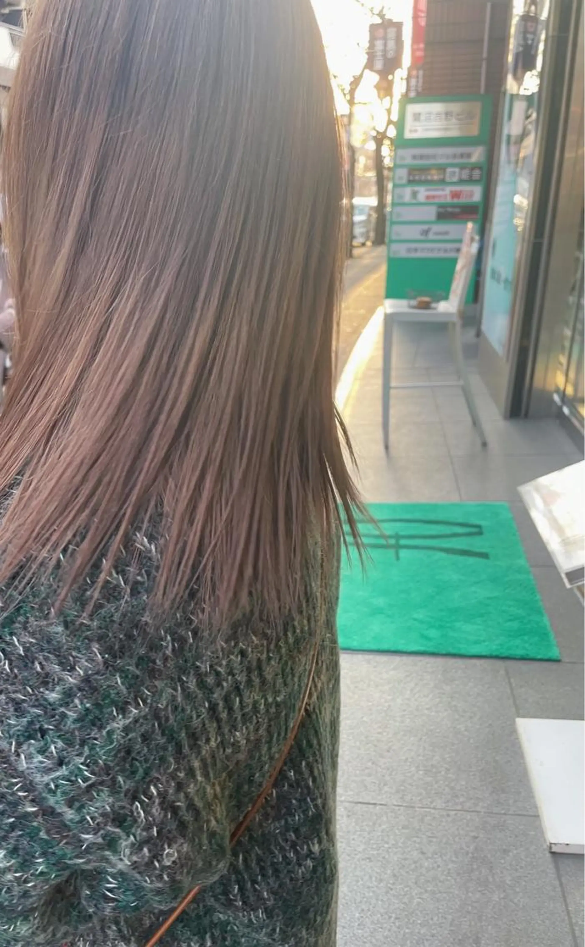 ミディアム カラー Of　HAIR所属・外山 なつ美のヘアスタイル