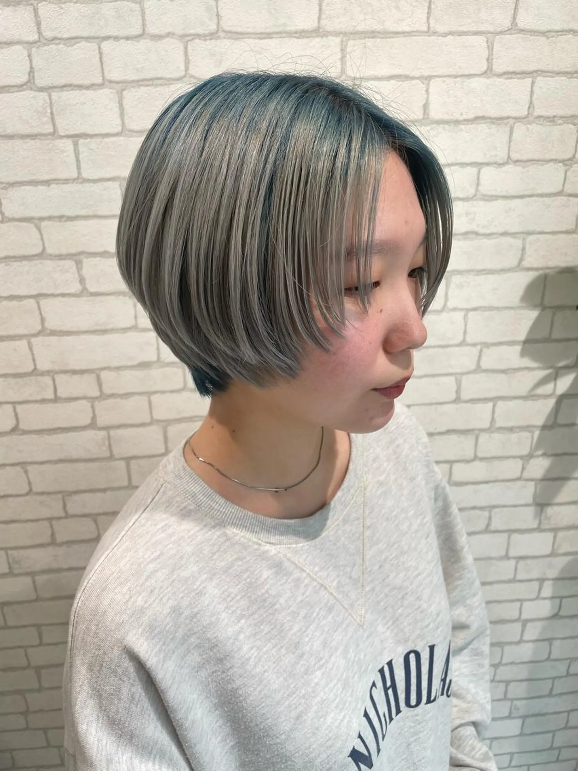 ショート 透明感ハイライト◎ 伊藤夏海のヘアスタイル