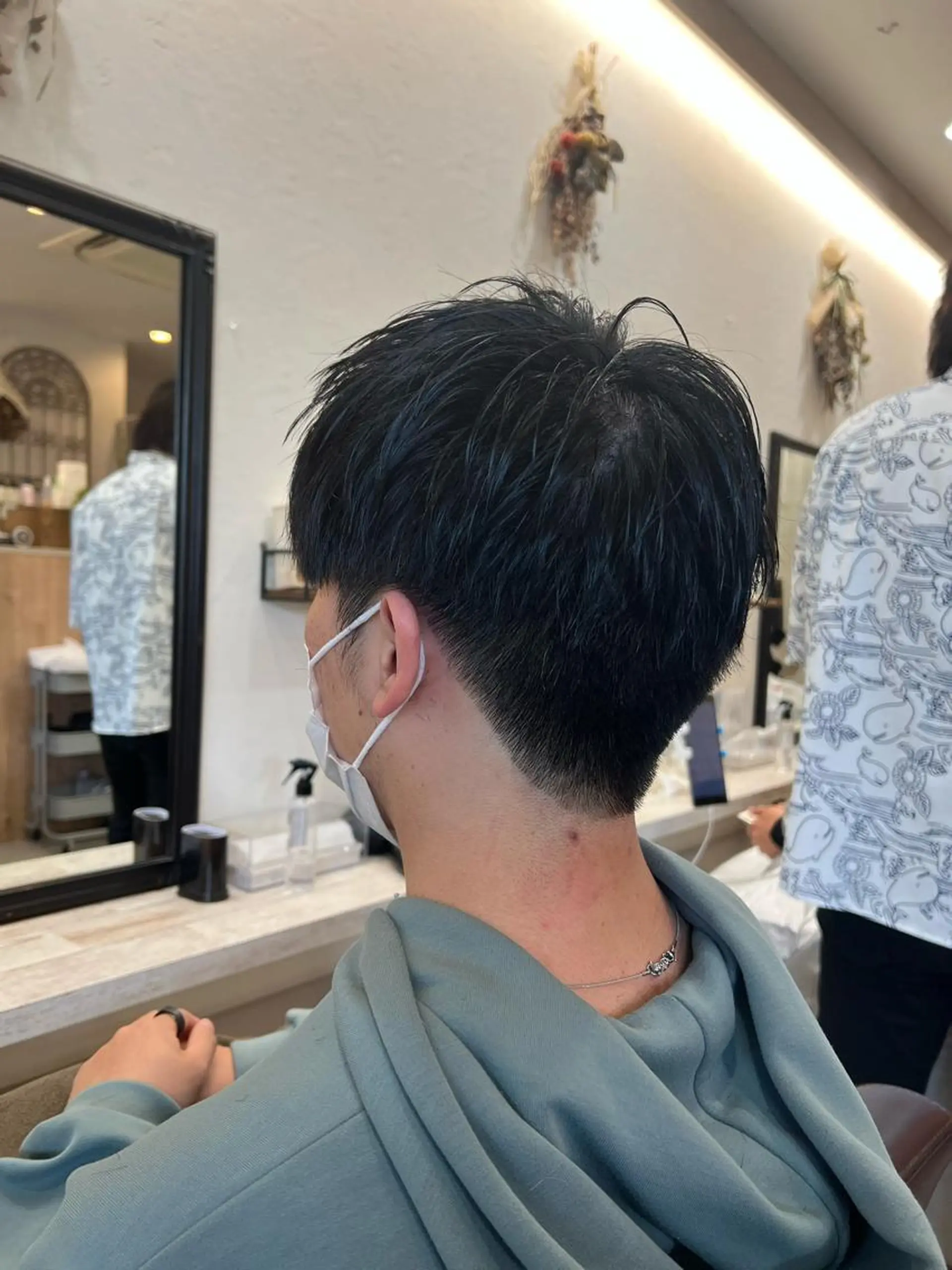 ショート メンズ カット トリートメント 🌱ブリーチカラー しばただいき🌱のヘアスタイル