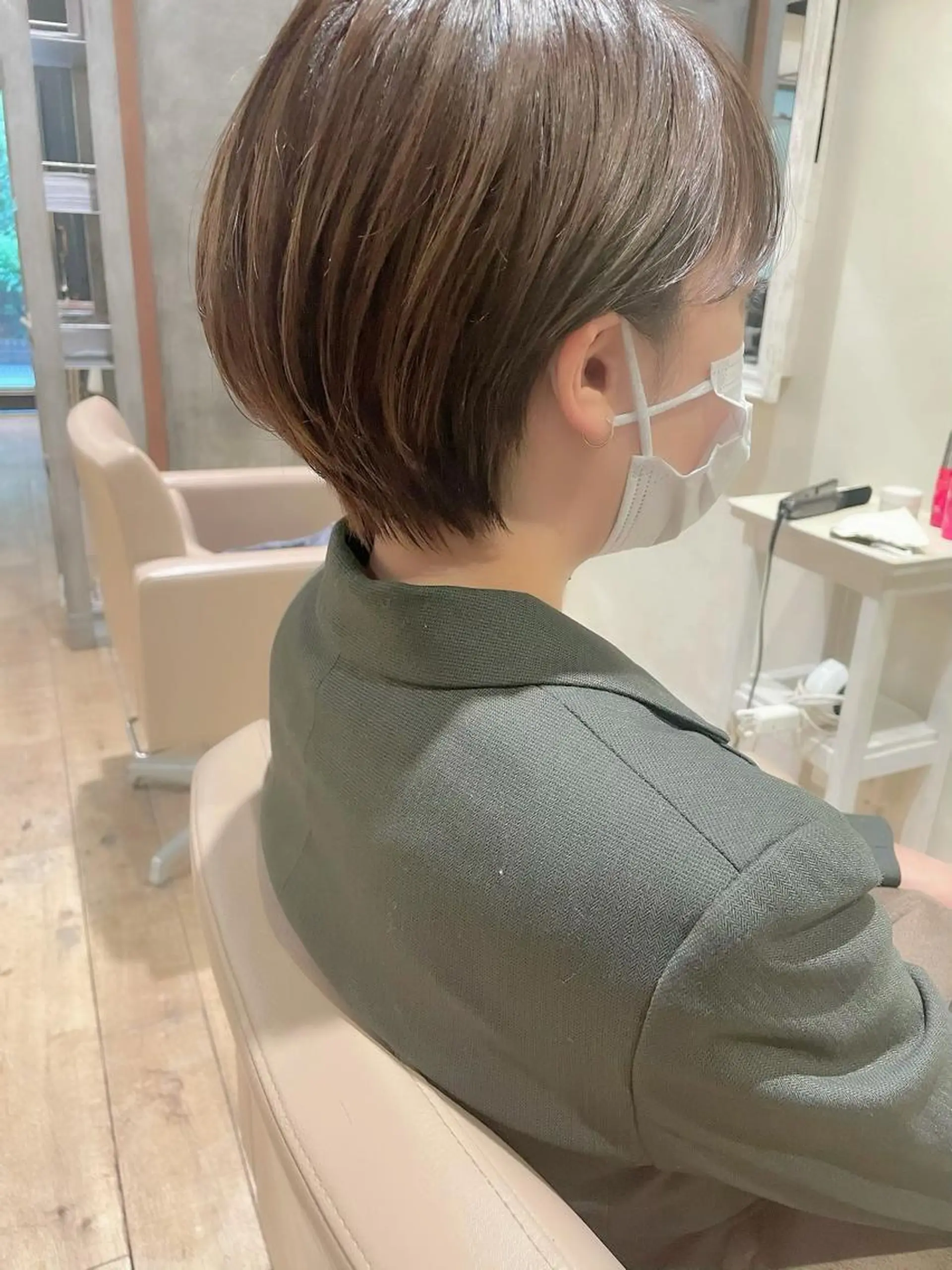 ショート ショート ボブ 梅田 木戸健人のヘアスタイル