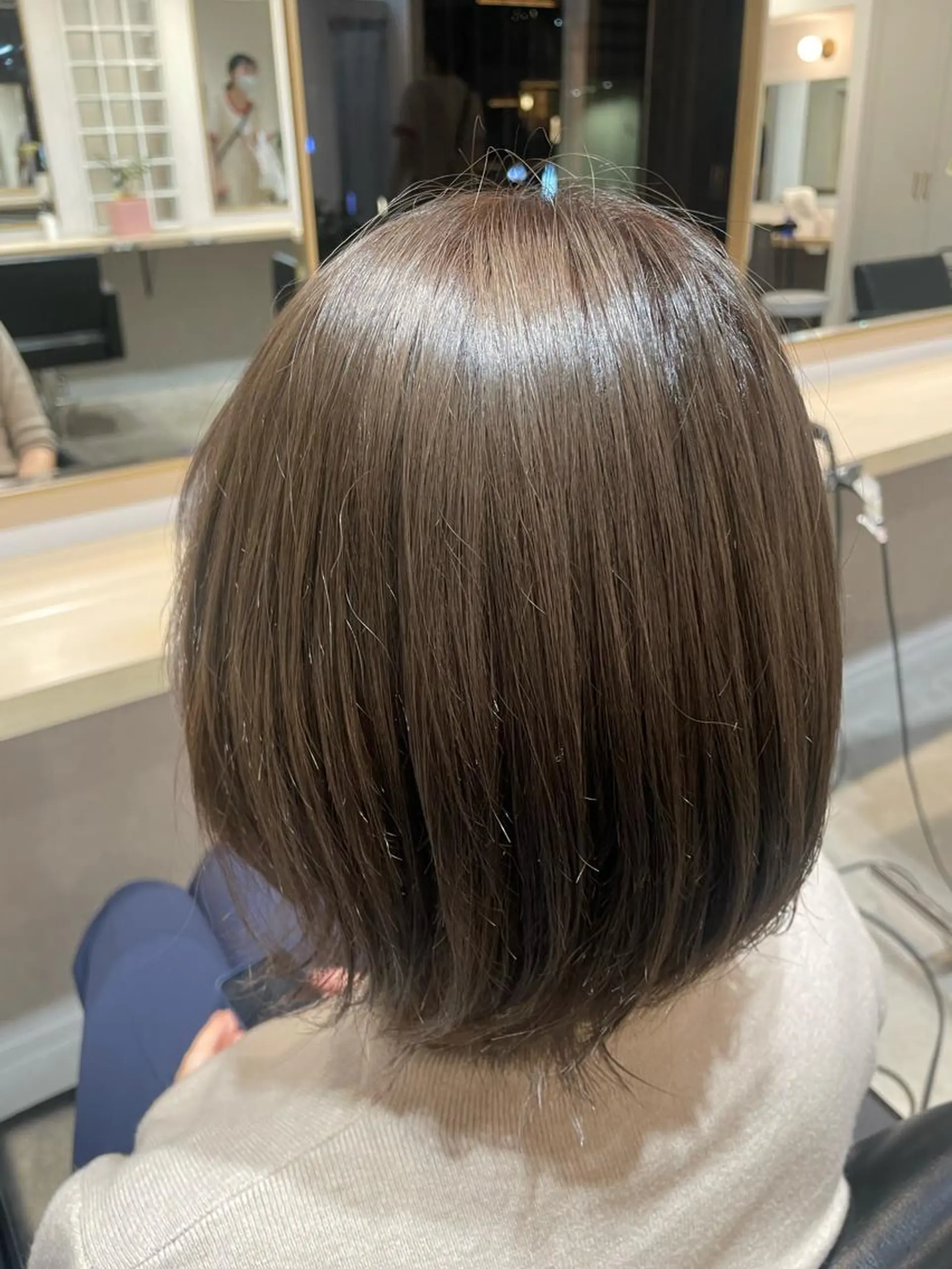 ショート カラー ベージュカラー ブリーチ 透明感カラー soto.所属・ショートカット♡ 石川優奈のヘアスタイル
