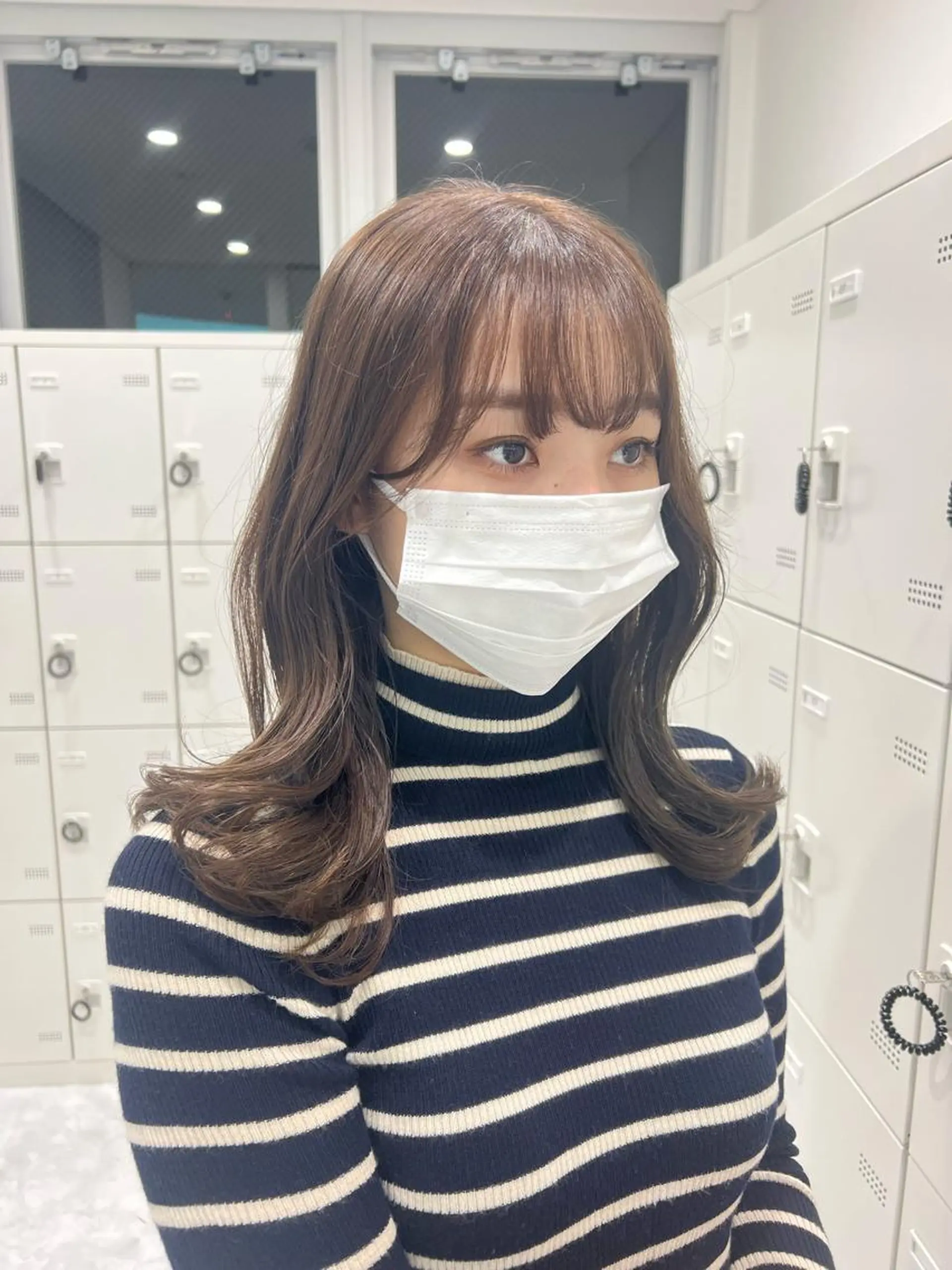 セミロング カット ヘアカラー トリートメント ヘアセット ハイトーン/ケア ブリーチ/sEnAのヘアスタイル