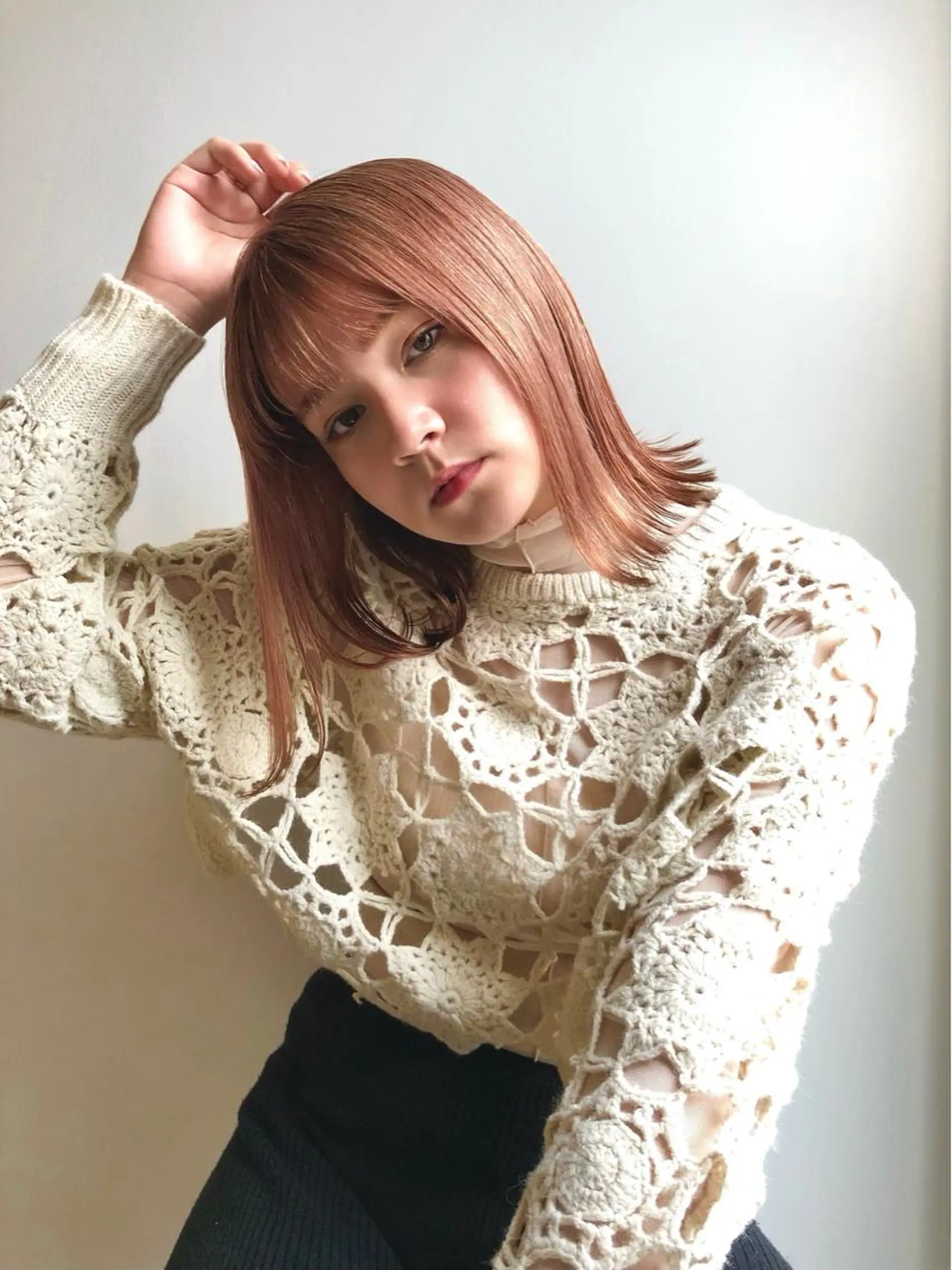 ショート カラー ネイル ヘアカラー ⭐ハイトーンブリーチ ミルクティーピンクのヘアスタイル