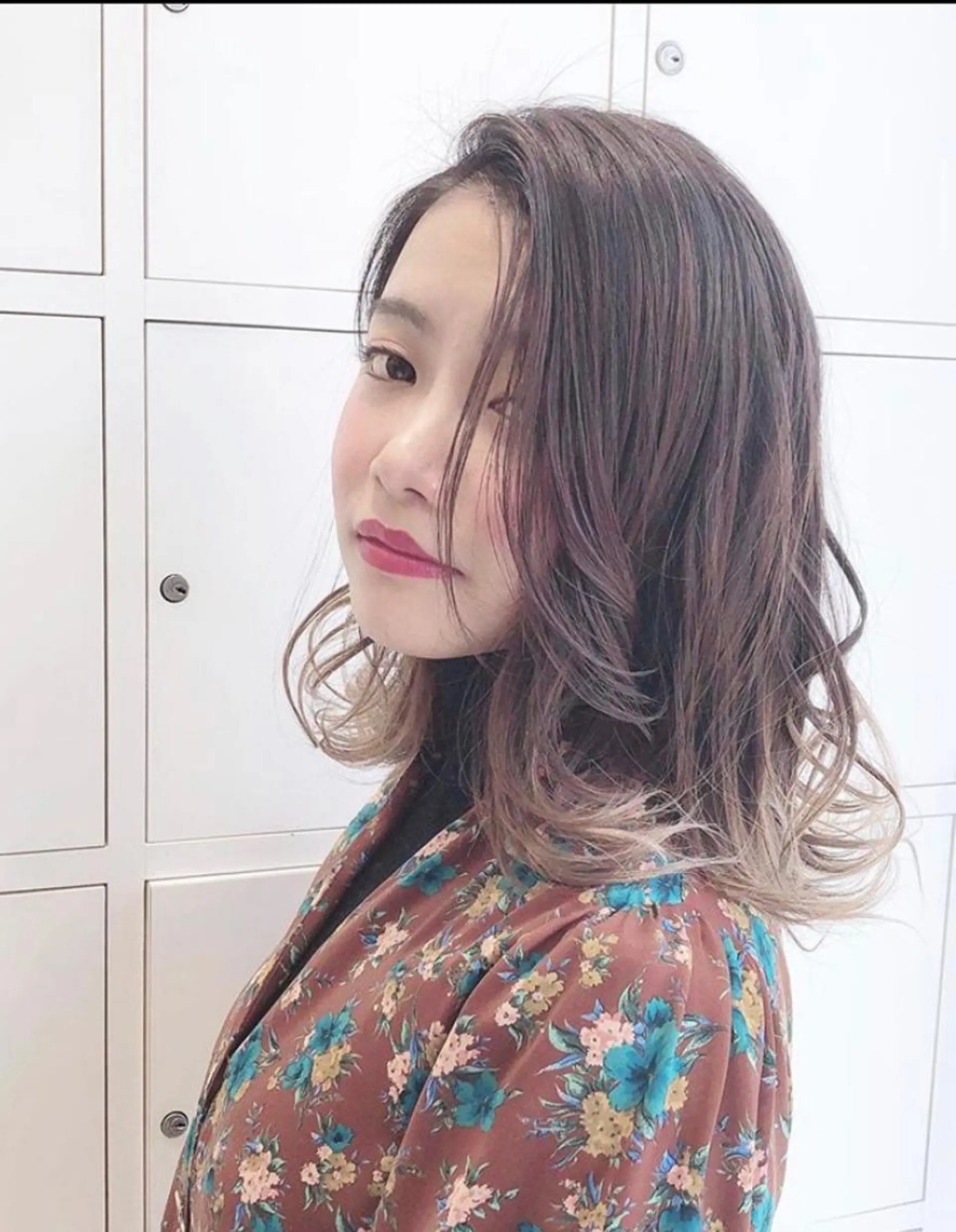 セミロング 🦋ミルクティーベー ジュ🦋mayukiのヘアスタイル