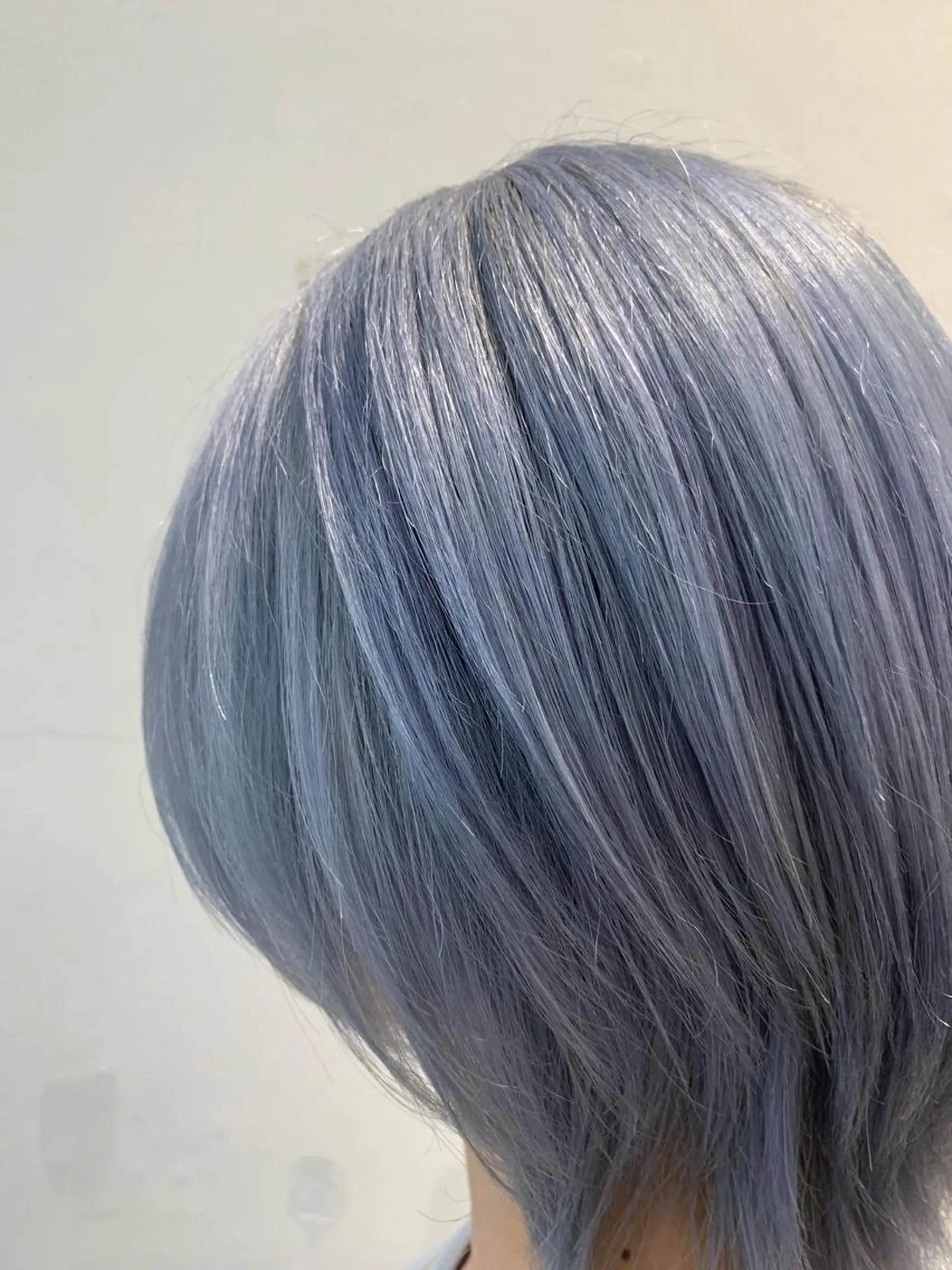 ミディアム カラー ブリーチ ブルーカラー ケアブリーチ グラデーションカラー ヘアカラー トリートメント THE./ブリーチ 透感カラー/髪質改善のヘアスタイル