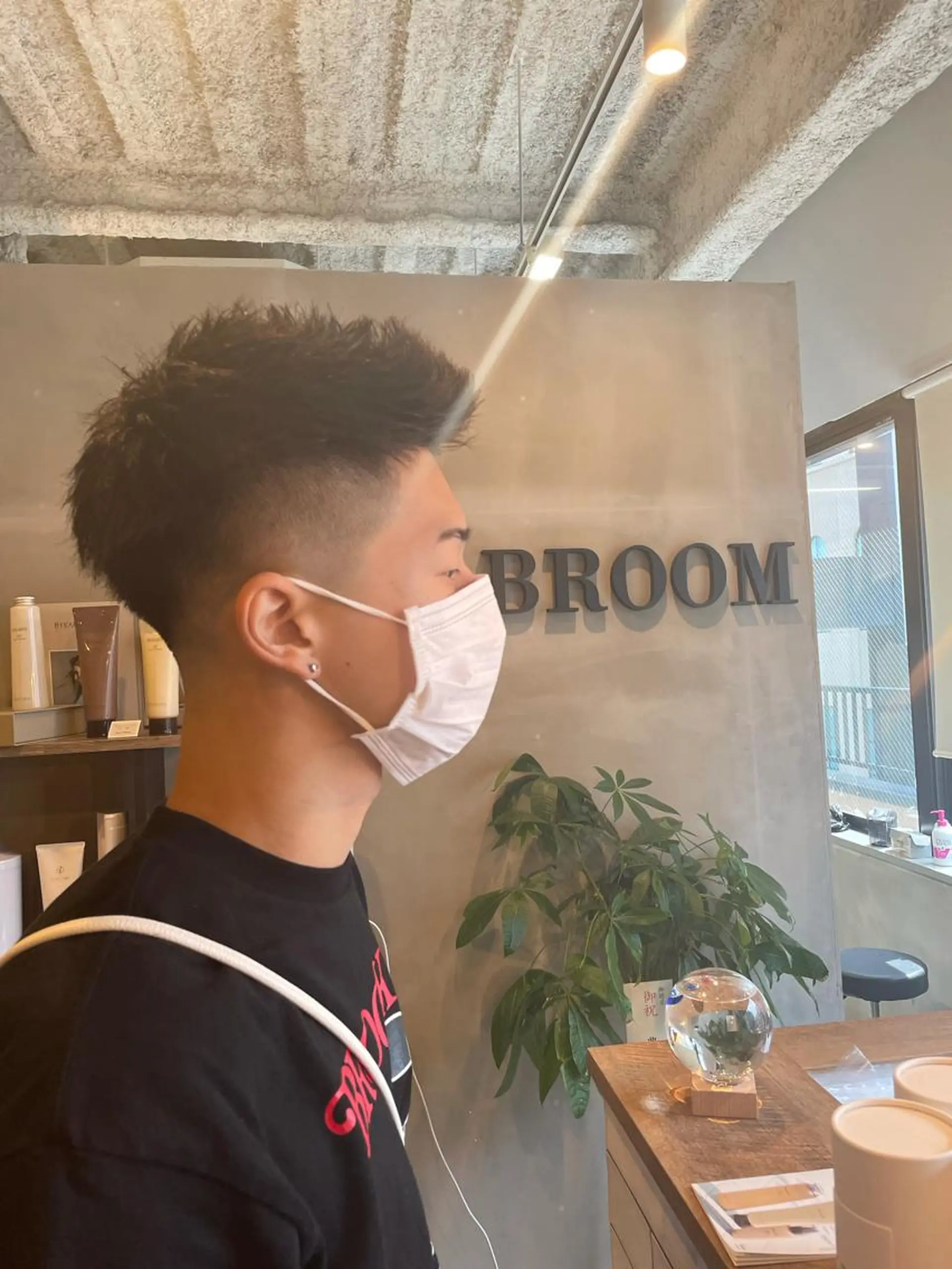 ショート メンズ アップバング フェードカット Men's hair salon First 中百舌鳥店所属・First なかもず 店 YUKIのヘアスタイル