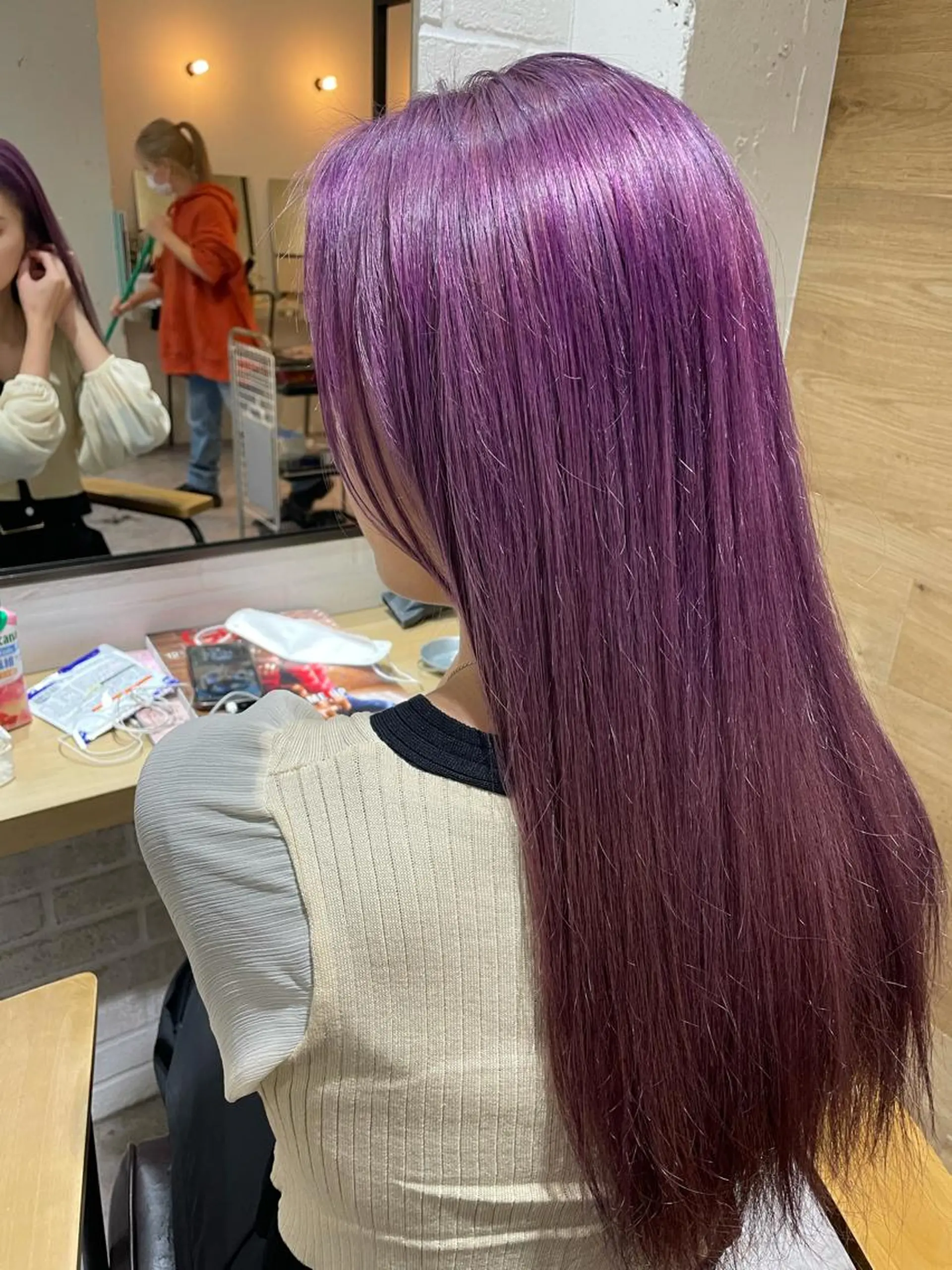 ロング カラー ピンクカラー バイオレットカラー カット ヘアカラー トリートメント hisano / ハイトーン・透明感のヘアスタイル