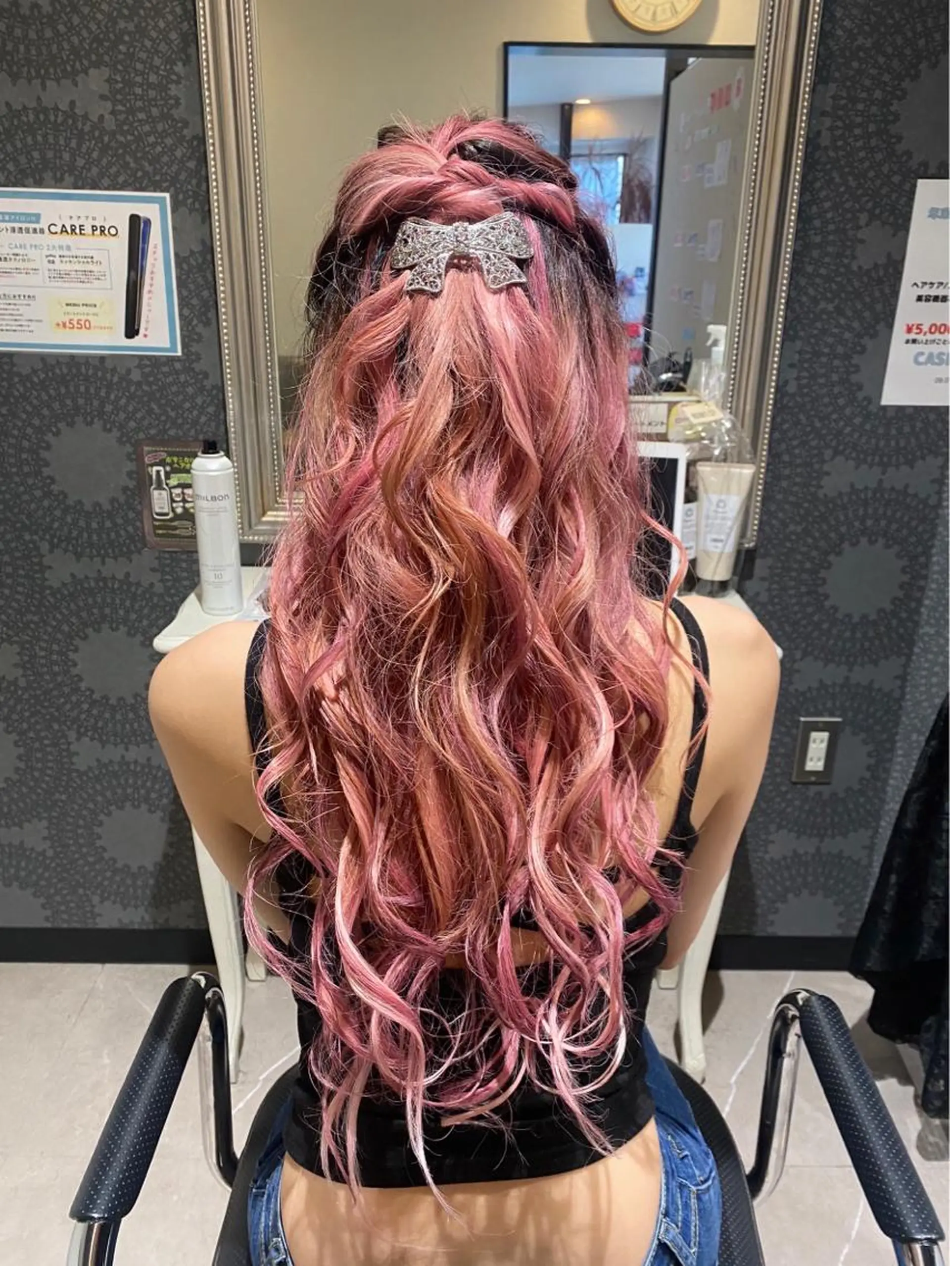 ロング ヘアアレンジ LOREM Miyuのヘアスタイル