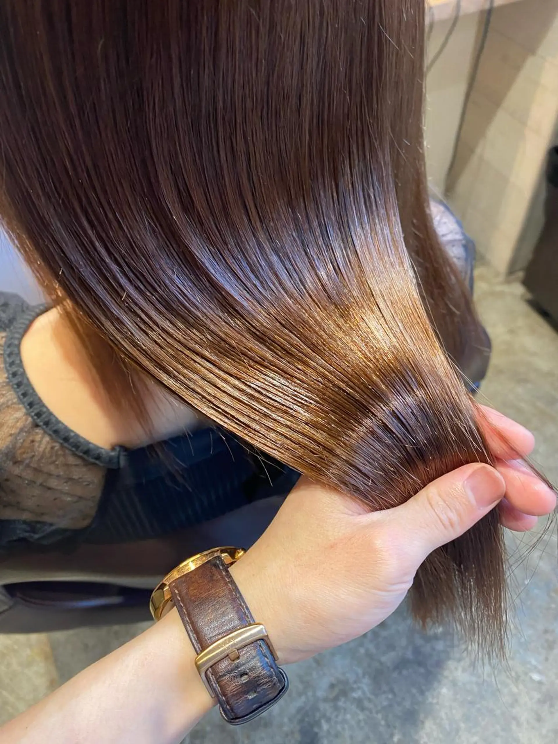 ミディアム カラー カット ヘアカラー トリートメント レイヤー×髪質改善 マネージャー安藤光司のヘアスタイル