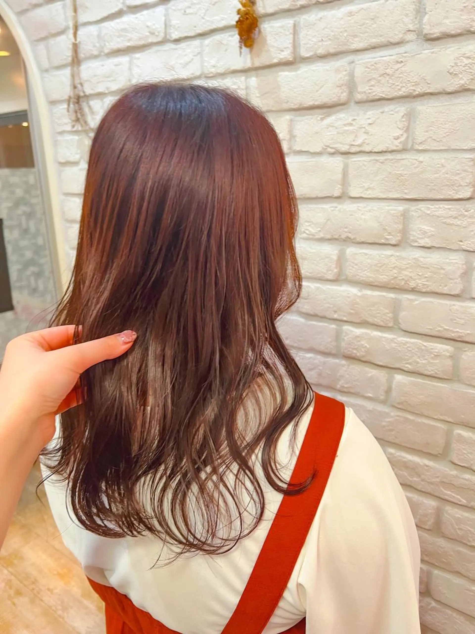 ミディアム カラー 🎀野崎 美玖𝜗𝜚˚⋆のヘアスタイル