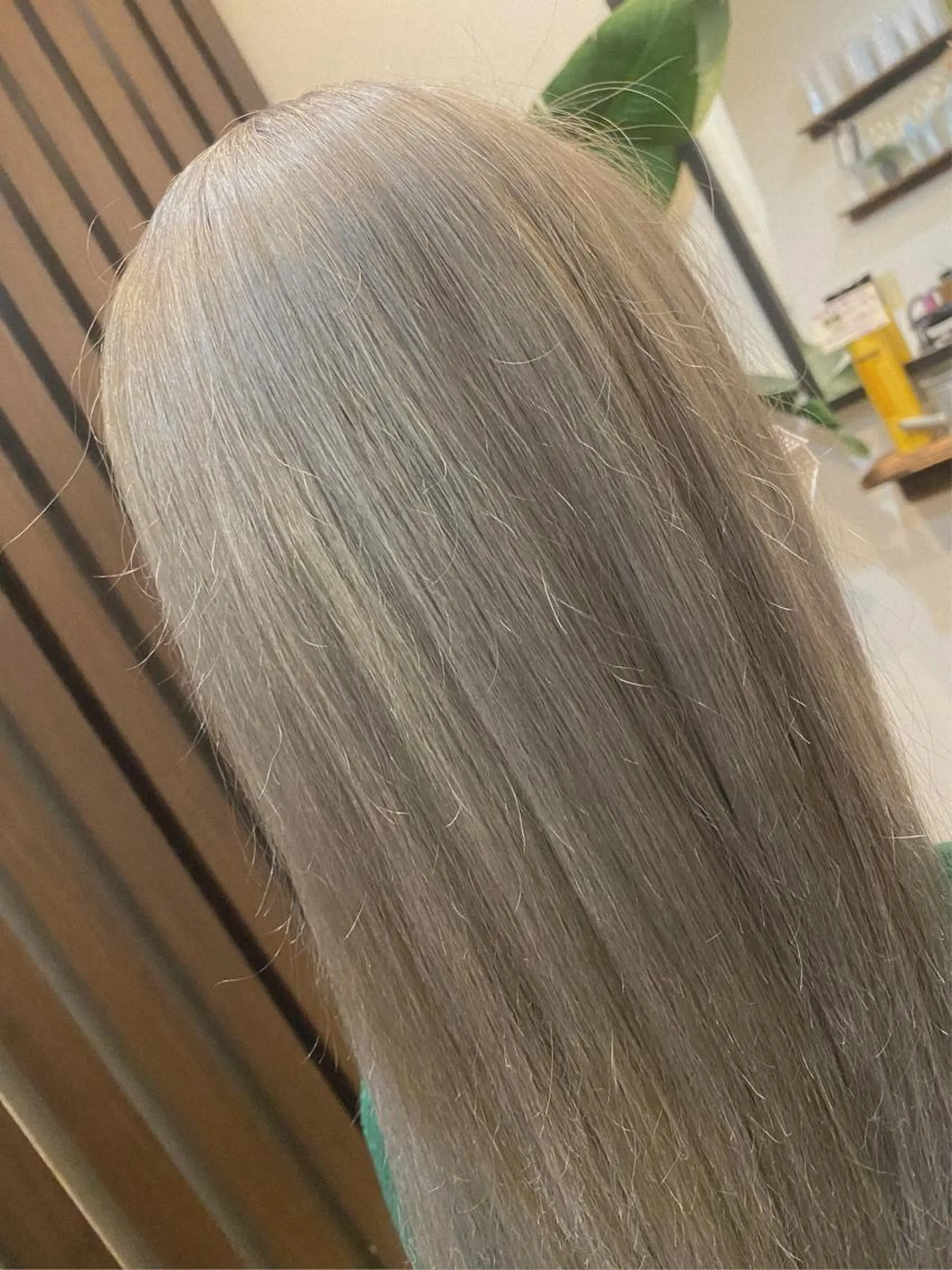 セミロング カラー RIRŪA所属・プルシールエクステ ちゃきのヘアスタイル