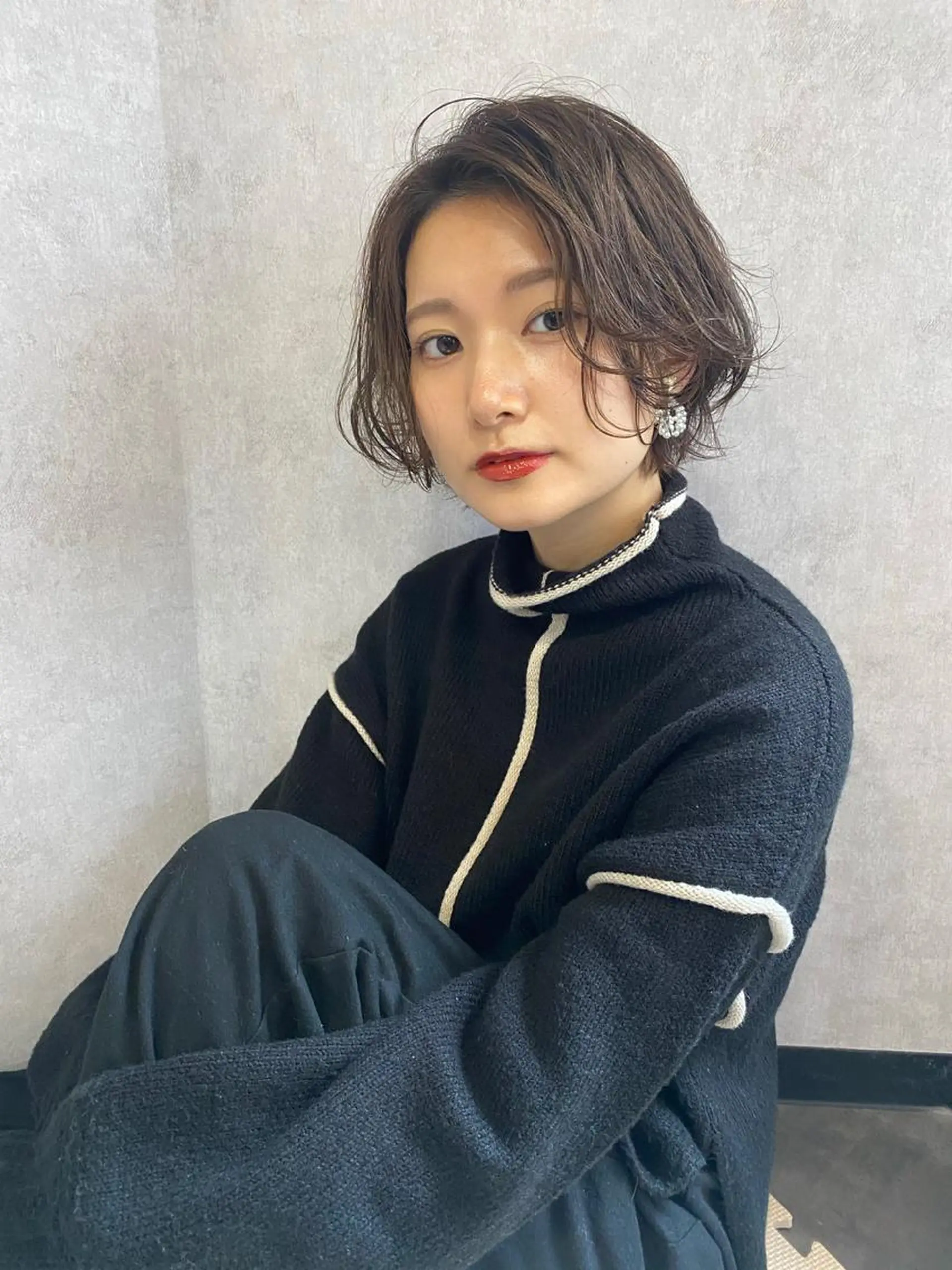 ショート カラー アッシュ アッシュグレー 透明感カラー カット パーマ 山崎 雄太のヘアスタイル