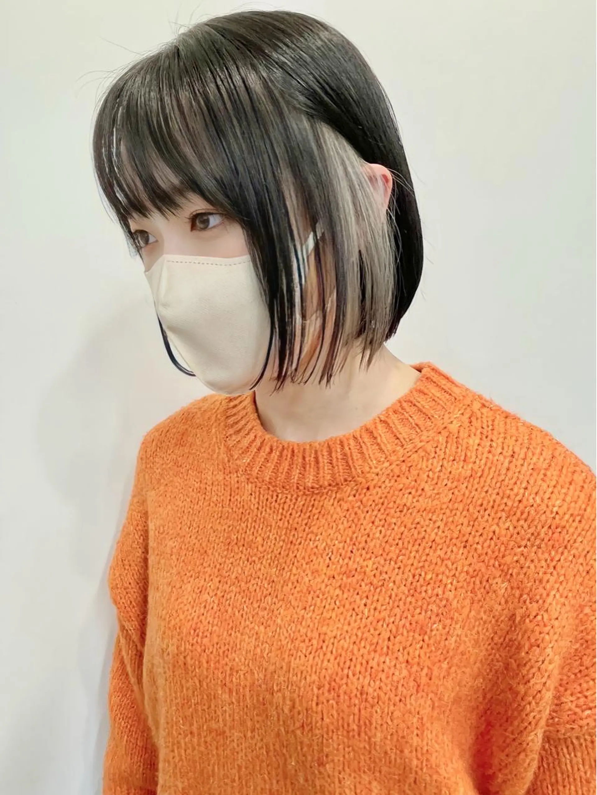 ショート カラー 切りっぱなしボブ 前下がりボブ ハンサムショート ボブ 斜めバング 髪質改善 中川　翔のヘアスタイル