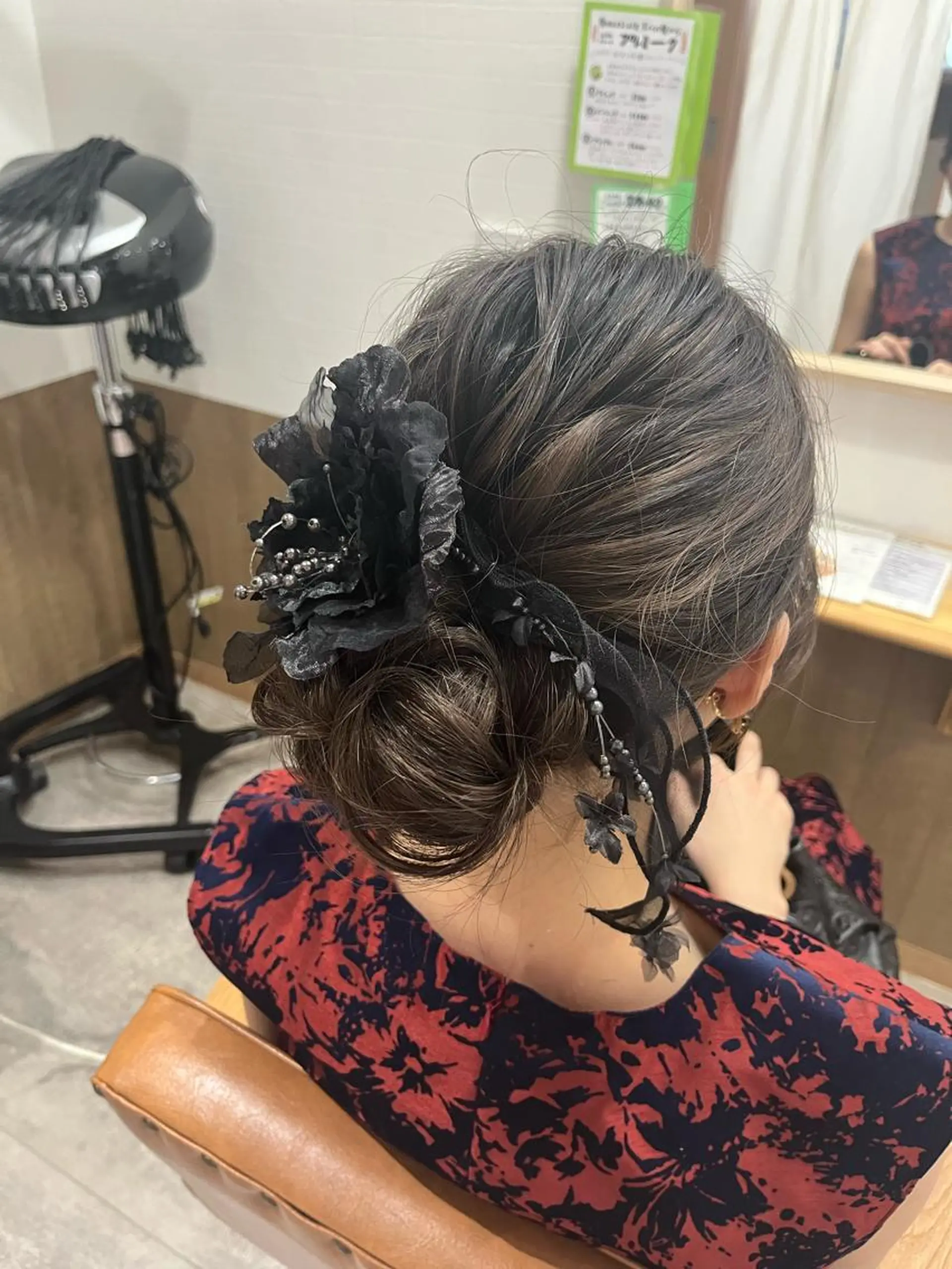 ロング ヘアアレンジ お団子ヘア 髪飾り ヘアセット 推し活美容師 🩵 Hayashiのヘアスタイル
