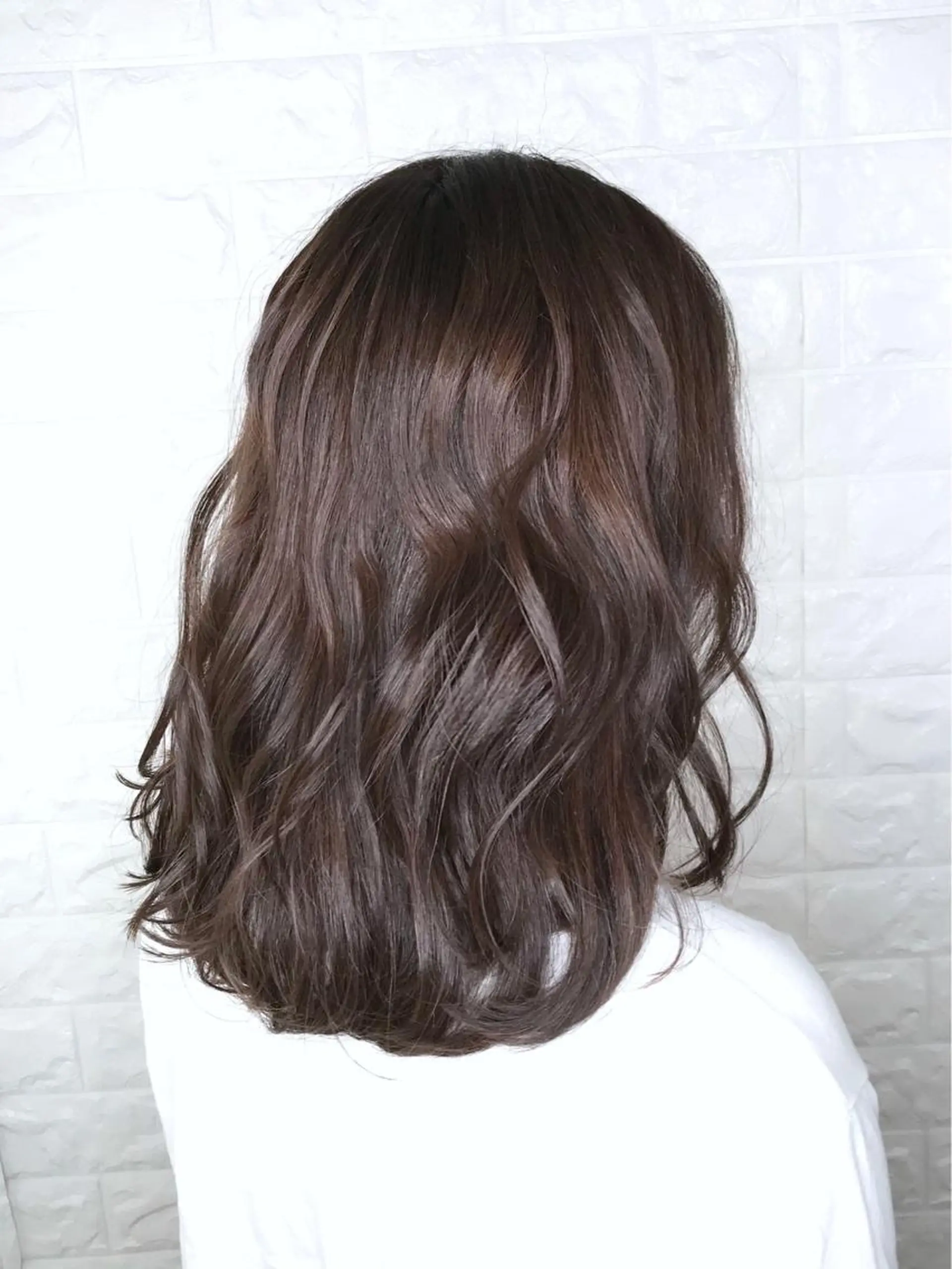 セミロング カラー 透明感カラー グレージュ ハイライトカラー イルミナカラー ラベンダーカラー エイジングケア特化 美容師✂️山崎竜二のヘアスタイル