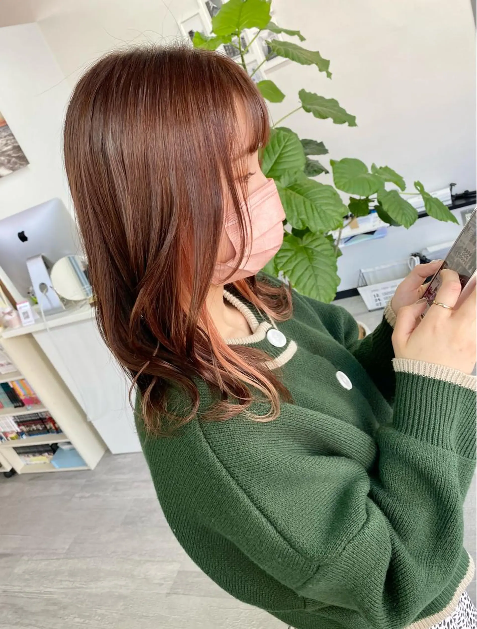 ミディアム カラー ヘアカラー トリートメント 名畑 裕貴のヘアスタイル