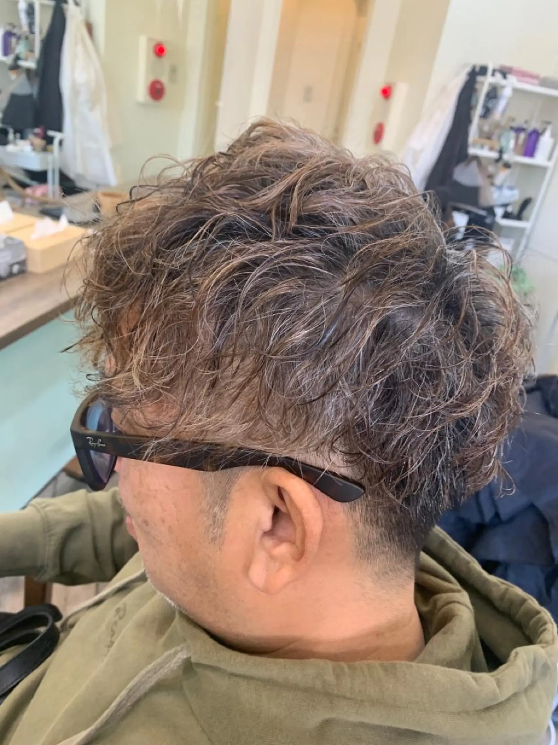 ショート メンズ カット ヘアカラー トリートメント 鶴見 和美のヘアスタイル