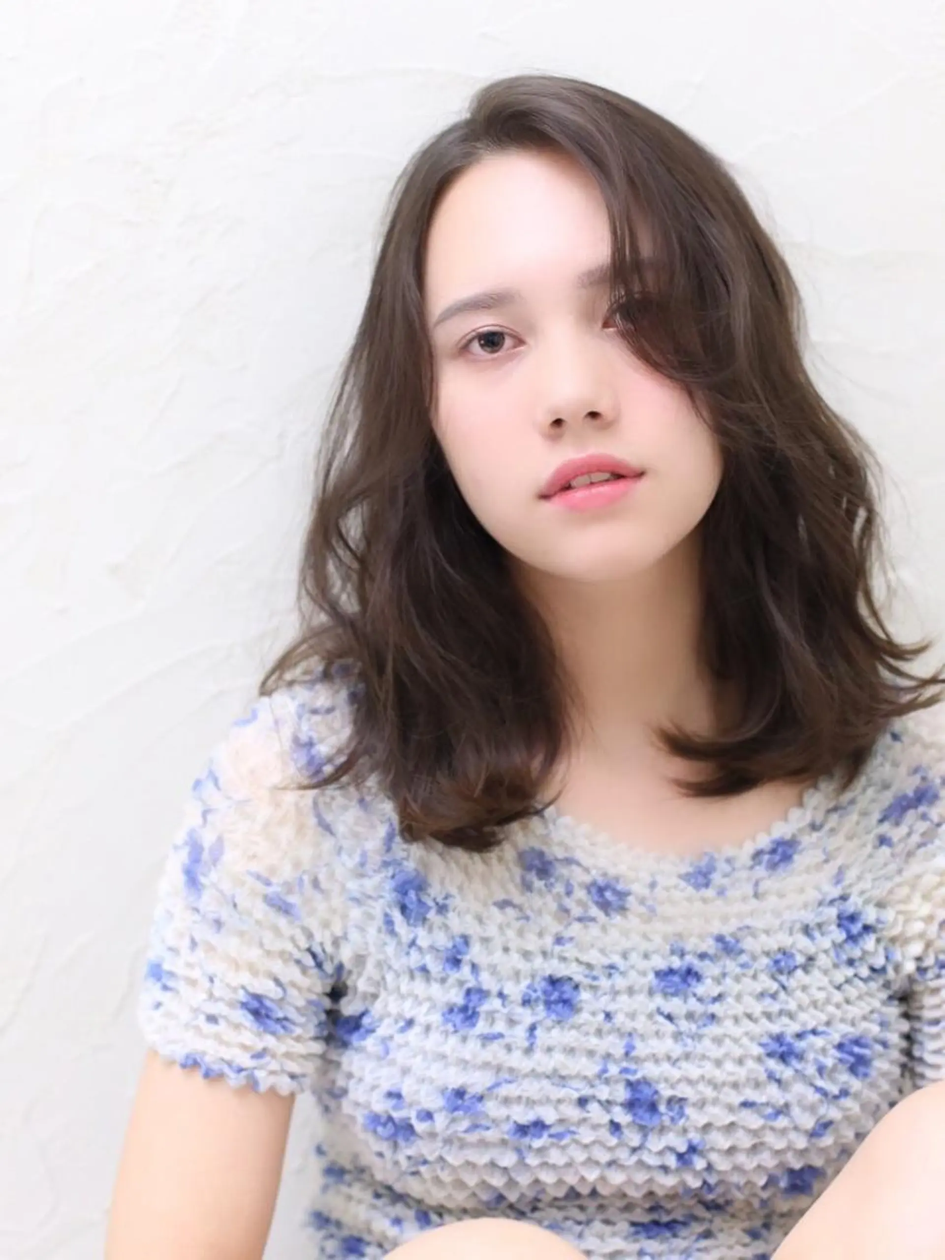 ミディアム 小林 永佳のヘアスタイル