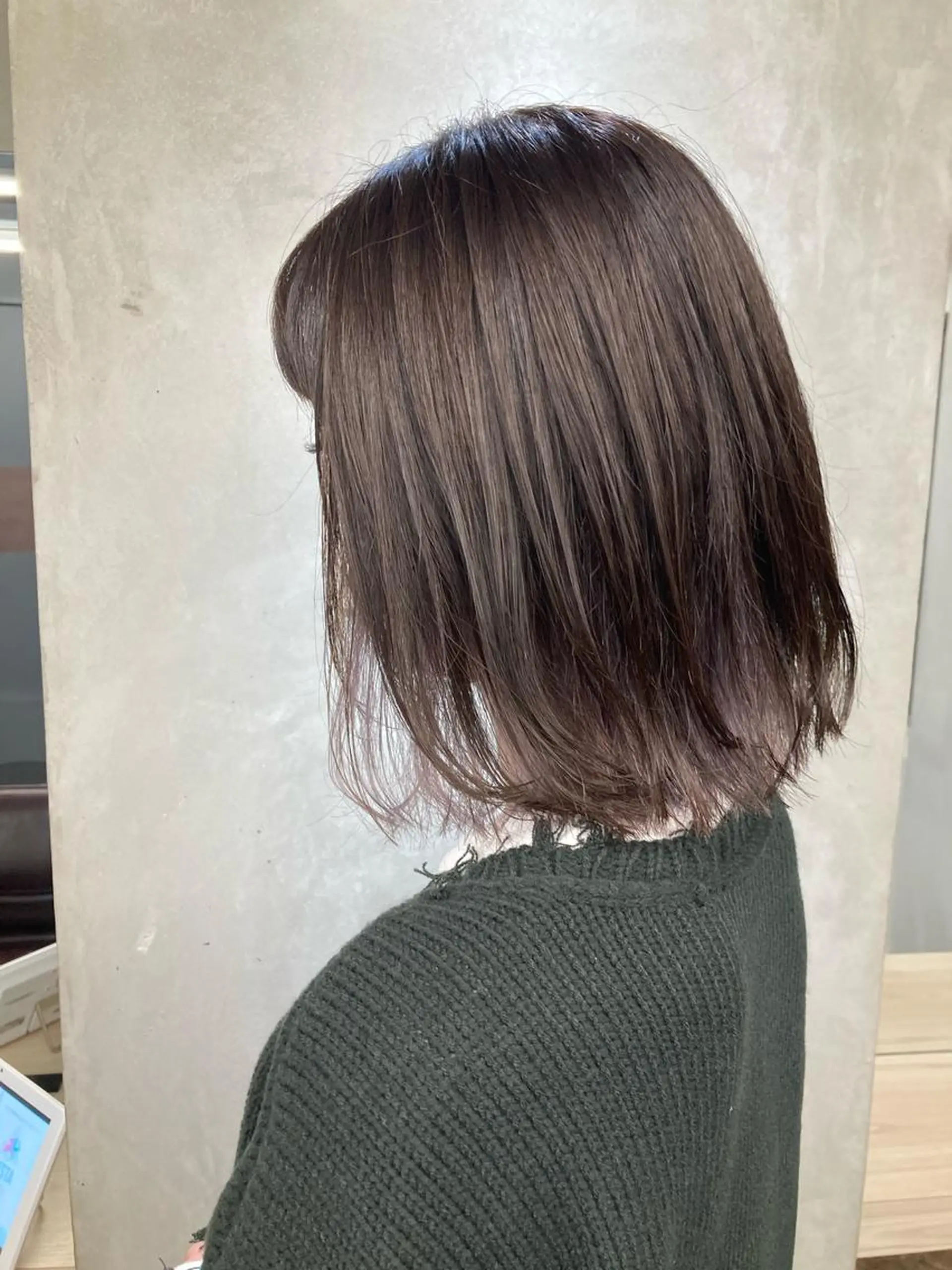 ミディアム カラー インナーカラー ラベンダーカラー ヘアカラー ブリーチ&似合せボブ 田中寛十のヘアスタイル