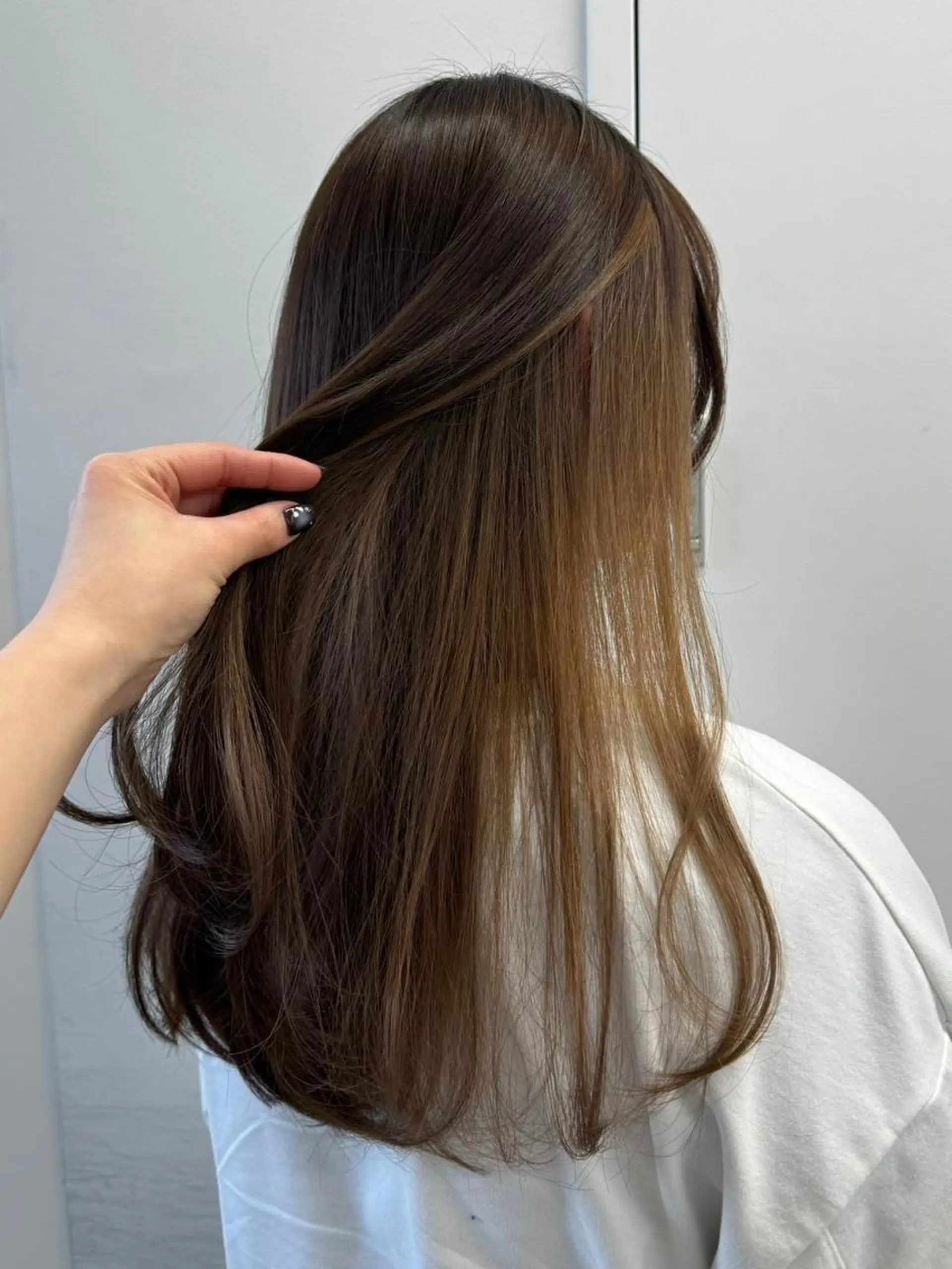 ロング カラー アディクシーカラー アッシュ ブルーカラー ダークアッシュ グレージュ 【公式】amble luxe 中野のヘアスタイル