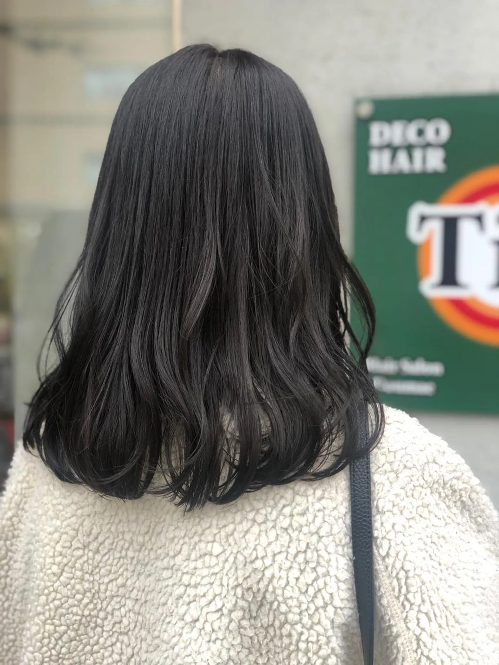 ミディアム カット ヘアカラー 國次 夕貴のヘアスタイル