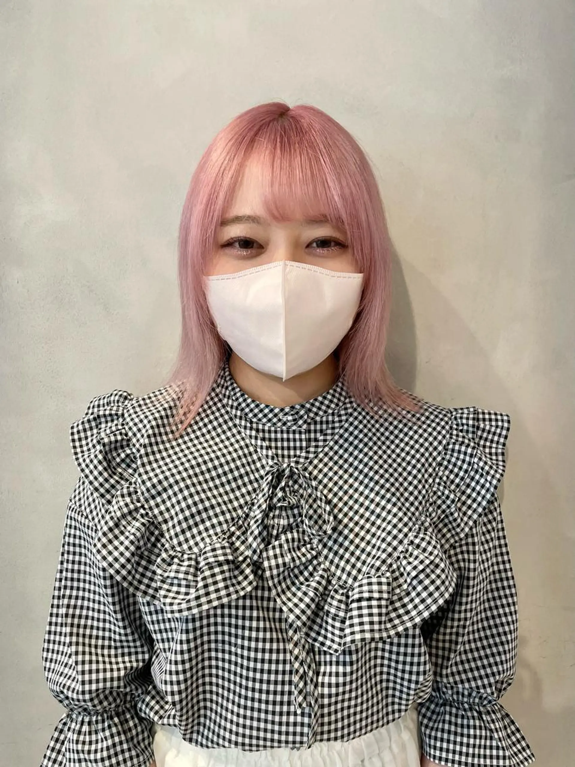 ショート カラー ピンクカラー ホワイトピンク ヘアカラー トリートメント ヘアセット meme原宿所属・ブロンド・ハイトーン ／遠藤将太のヘアスタイル