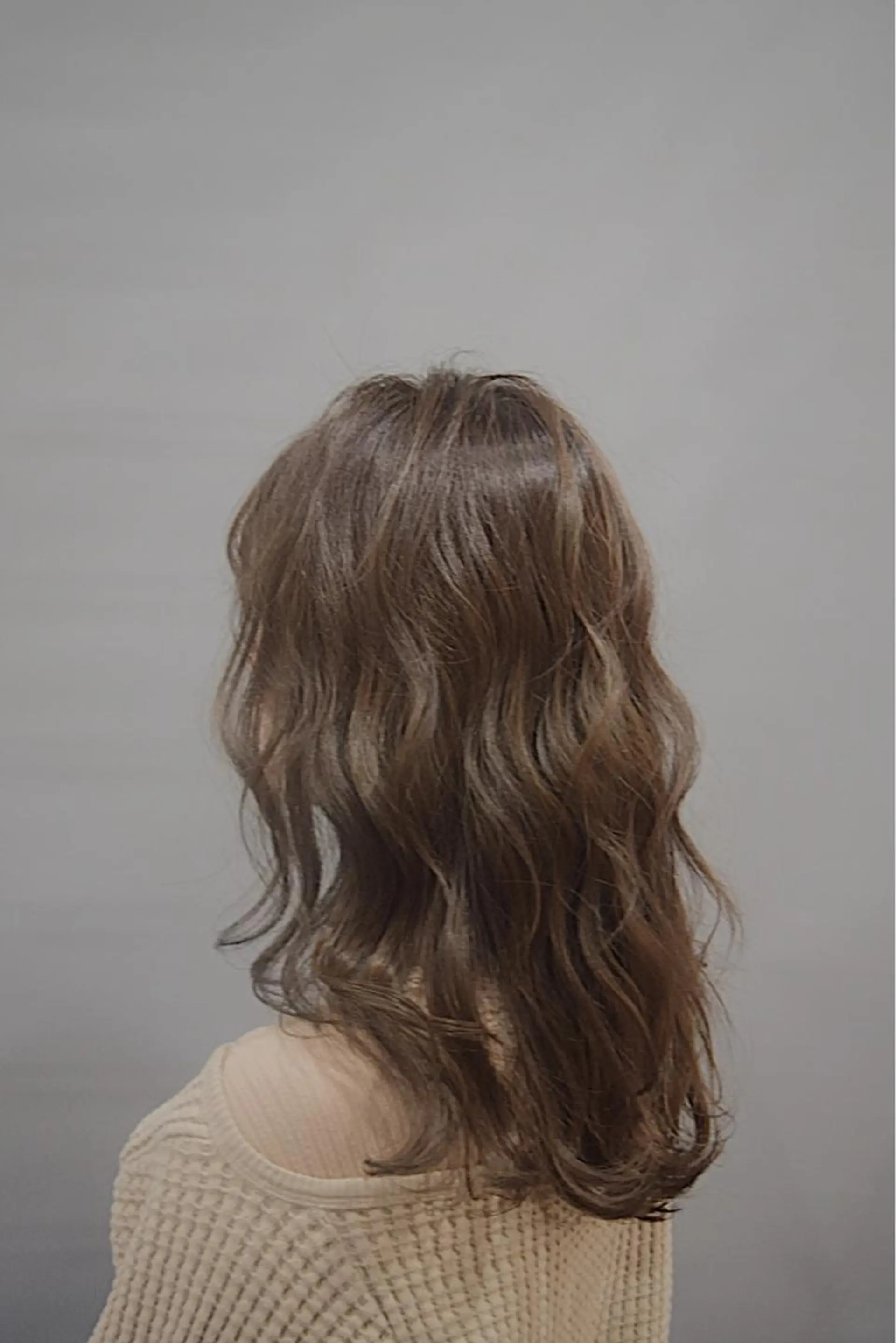 カラー ベージュカラー ミルクティーベージュ ハイトーンカラー RYUのヘアスタイル