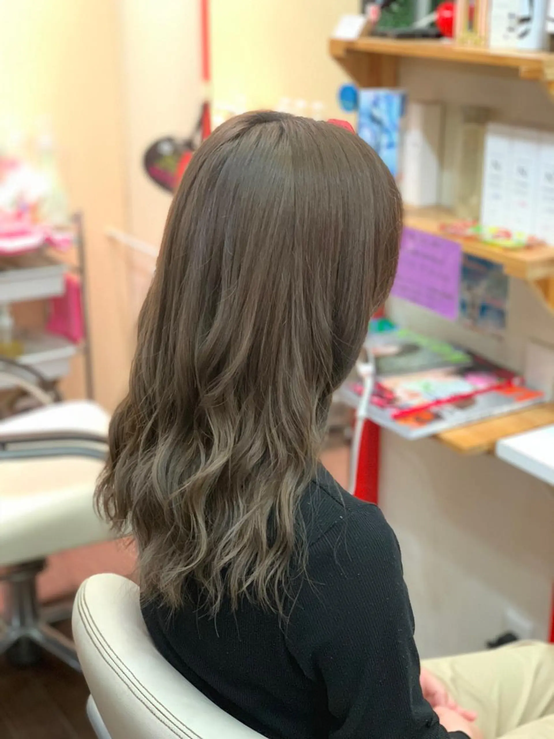 ロング カラー ヘアカラー トリートメント たけい ゆうきのヘアスタイル
