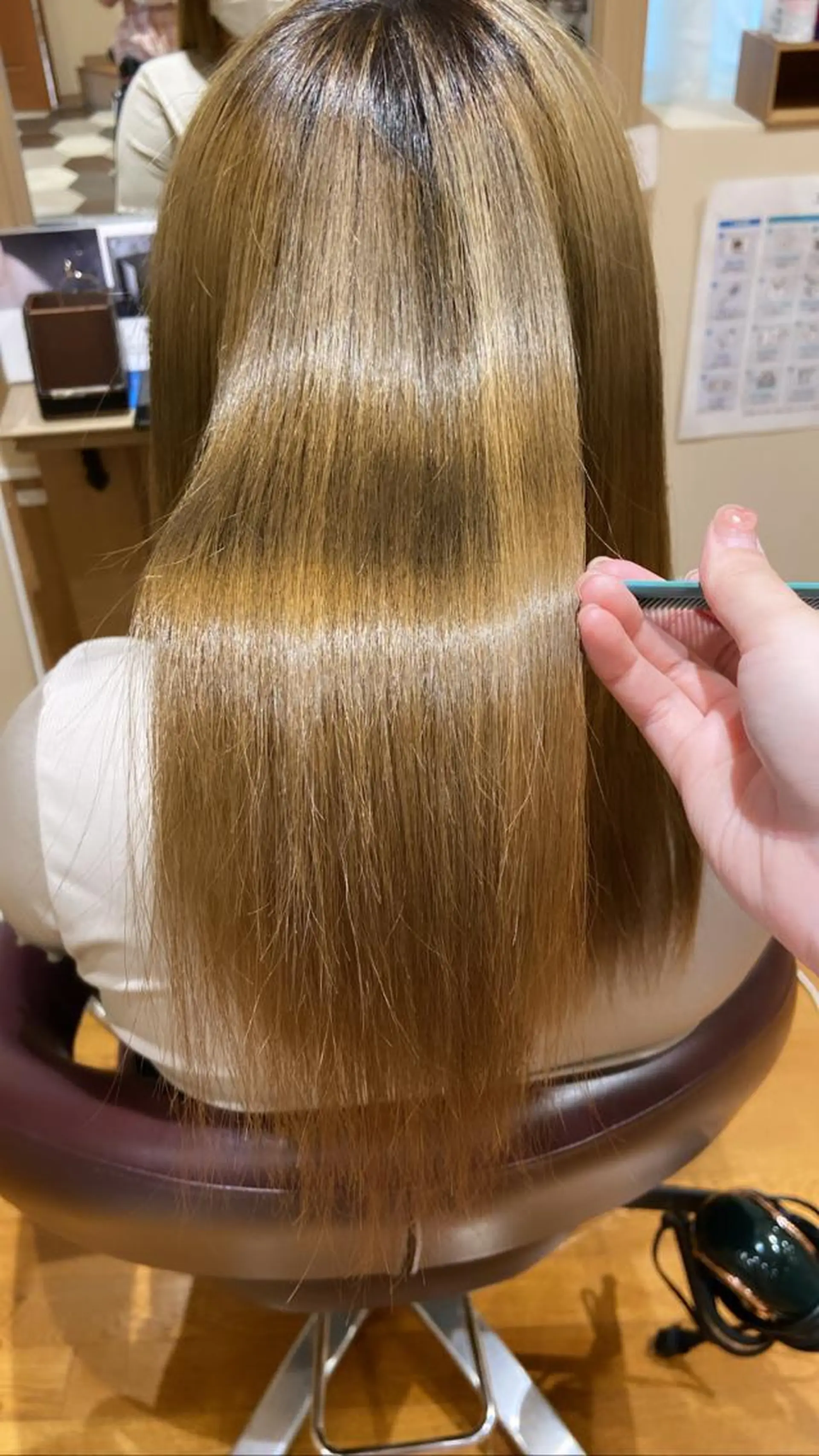 セミロング 髪質改善 トリートメント 津田 七美希のヘアスタイル