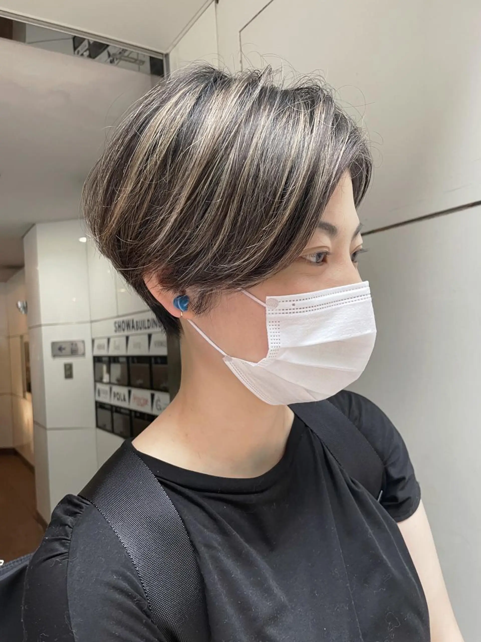 ショート カラー ハイライトカラー ハイライト カット ヘアカラー トリートメント VERONIQUE所属・山本 雅由のヘアスタイル