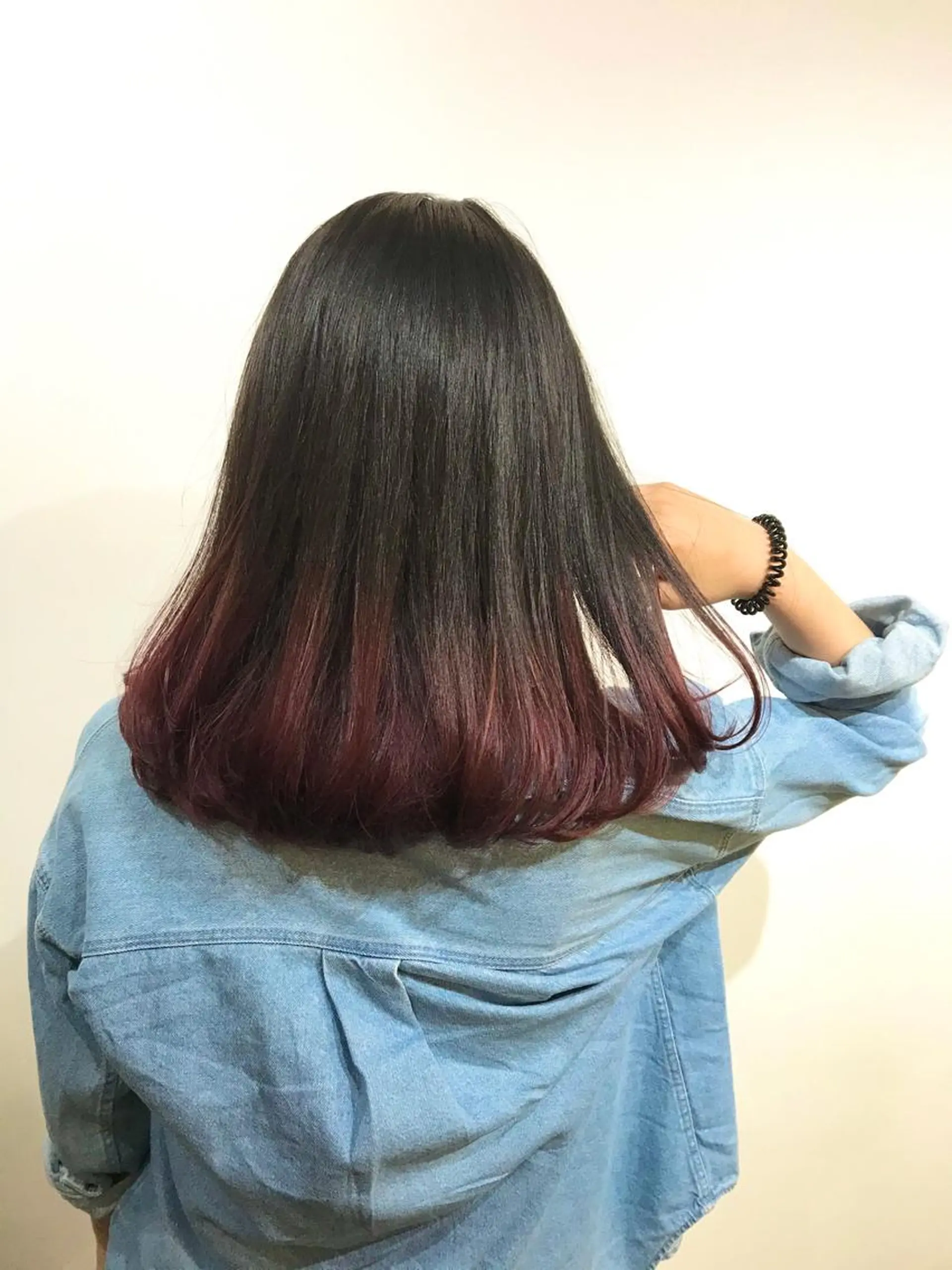 ミディアム ヘアカラー 横山 奈央のヘアスタイル