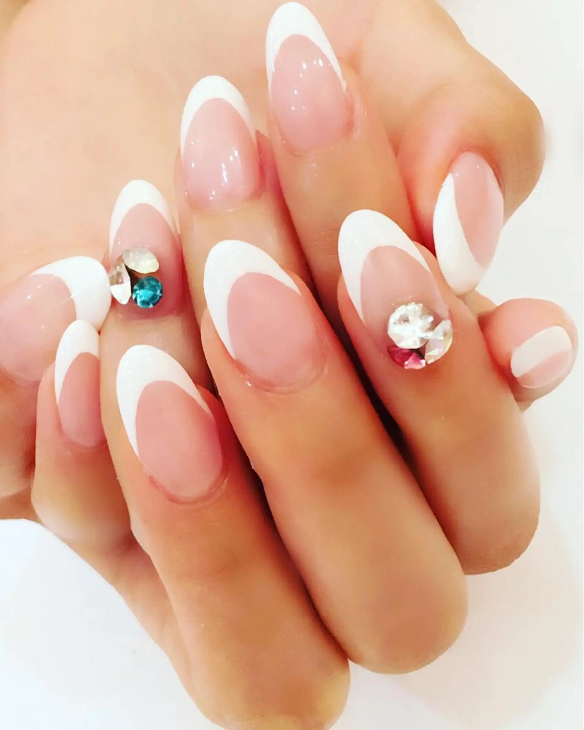 ミディアム カラー パーマ ヘアアレンジ メンズ キッズ ネイル マツエク・マツパ 学生（メンズ向け） 付け放題 学生 アートネイル フットネイル NAILSGOGO shibuyaのネイルデザイン